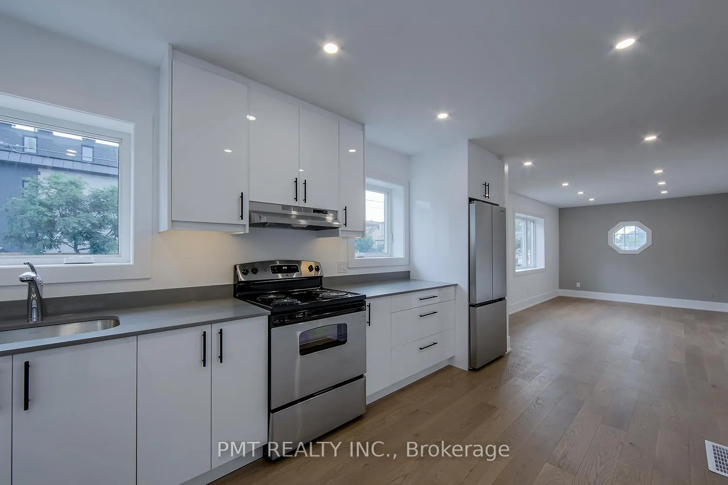 Photo 7 of Unit Main, 291 Glebemount Avenue, Toronto, East York — HOMEH