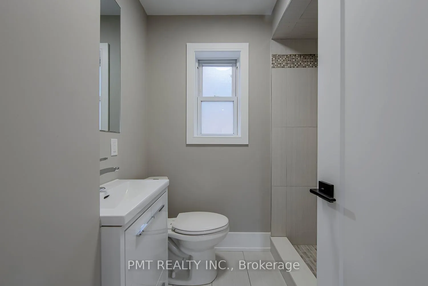 Photo 10 of Unit Main, 291 Glebemount Avenue, Toronto, East York — HOMEH