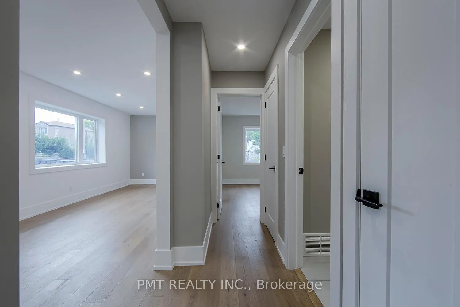 Photo 13 of Unit Main, 291 Glebemount Avenue, Toronto, East York — HOMEH