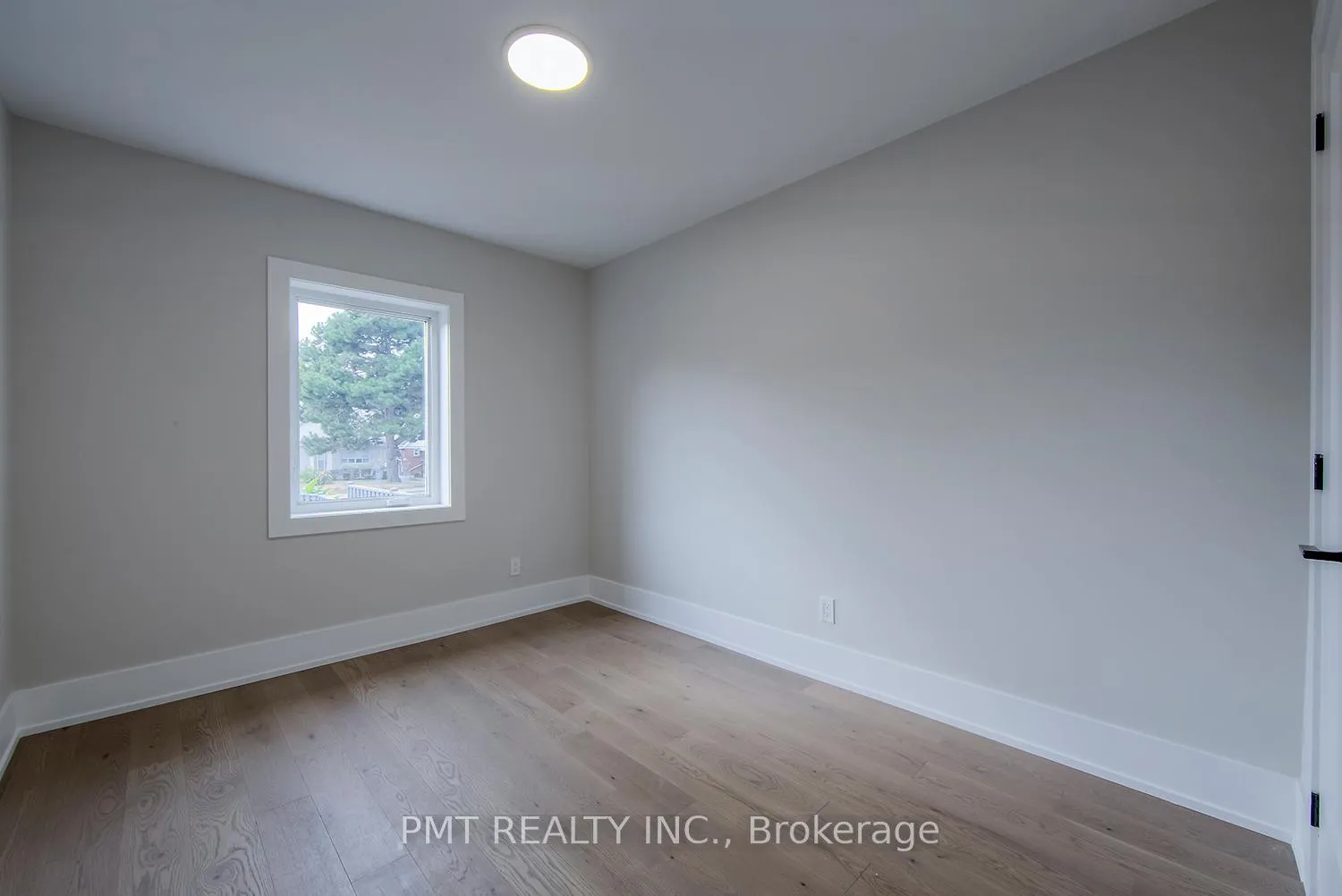 Photo 14 of Unit Main, 291 Glebemount Avenue, Toronto, East York — HOMEH