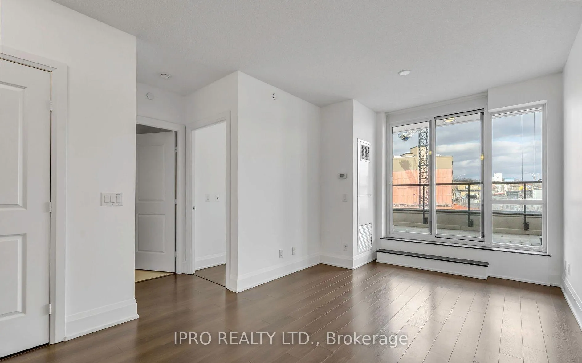 Photo 9 of Unit 309, 1 Old Mill Drive E, Toronto, High Park-Swansea — HOMEH