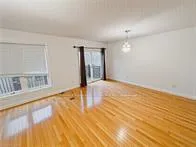 Photo 4 of 48 Rockcliffe Drive, Kitchener, Huron Park — HOMEH