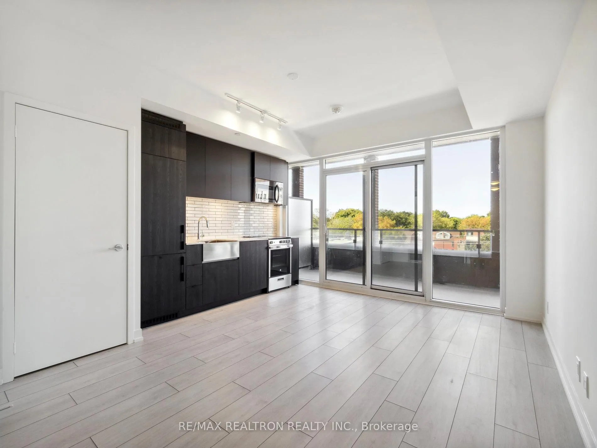 Photo 1 of Unit 320, 270 Dufferin Street, Toronto, South Parkdale — HOMEH