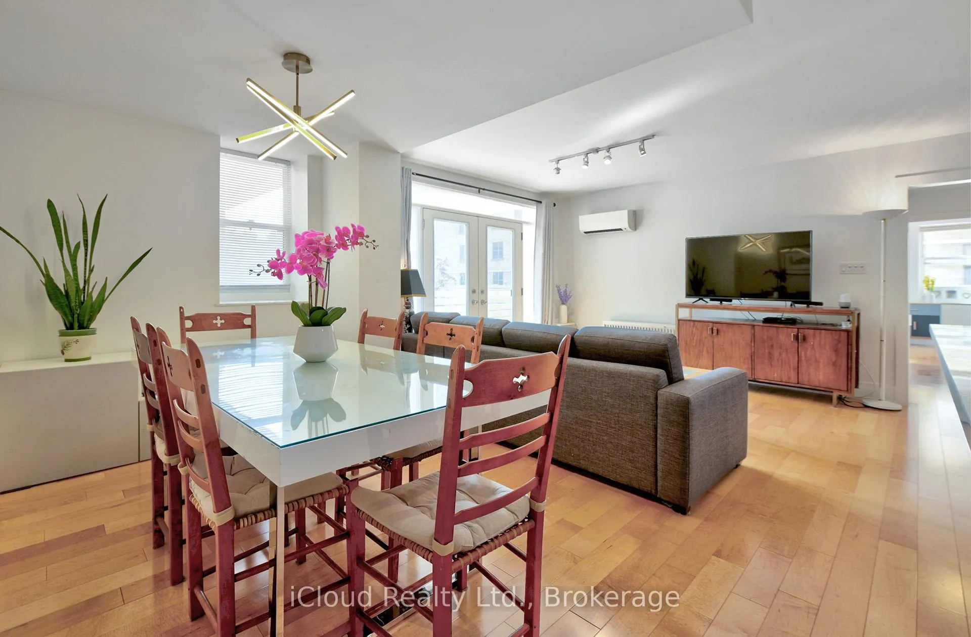 Photo 15 of Unit 101, 2603 Bathurst Street, Toronto, Forest Hill North — HOMEH