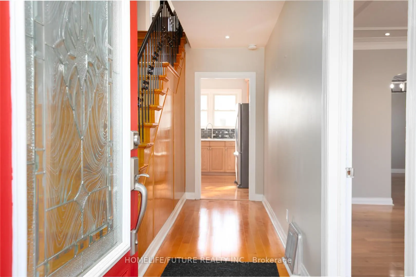 Photo 3 of Unit Upper, 76 Young Street, Brighton — HOMEH
