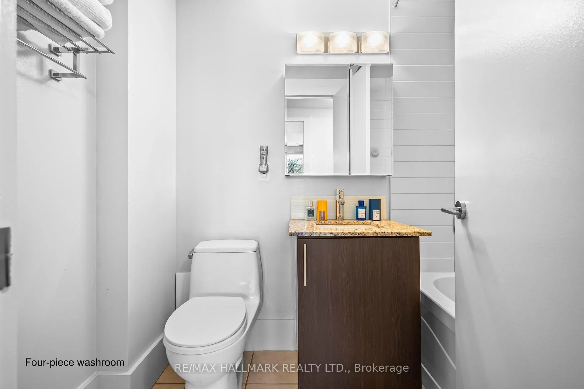 Photo 12 of Unit 602, 2603 Bathurst Street, Toronto, Forest Hill North — HOMEH