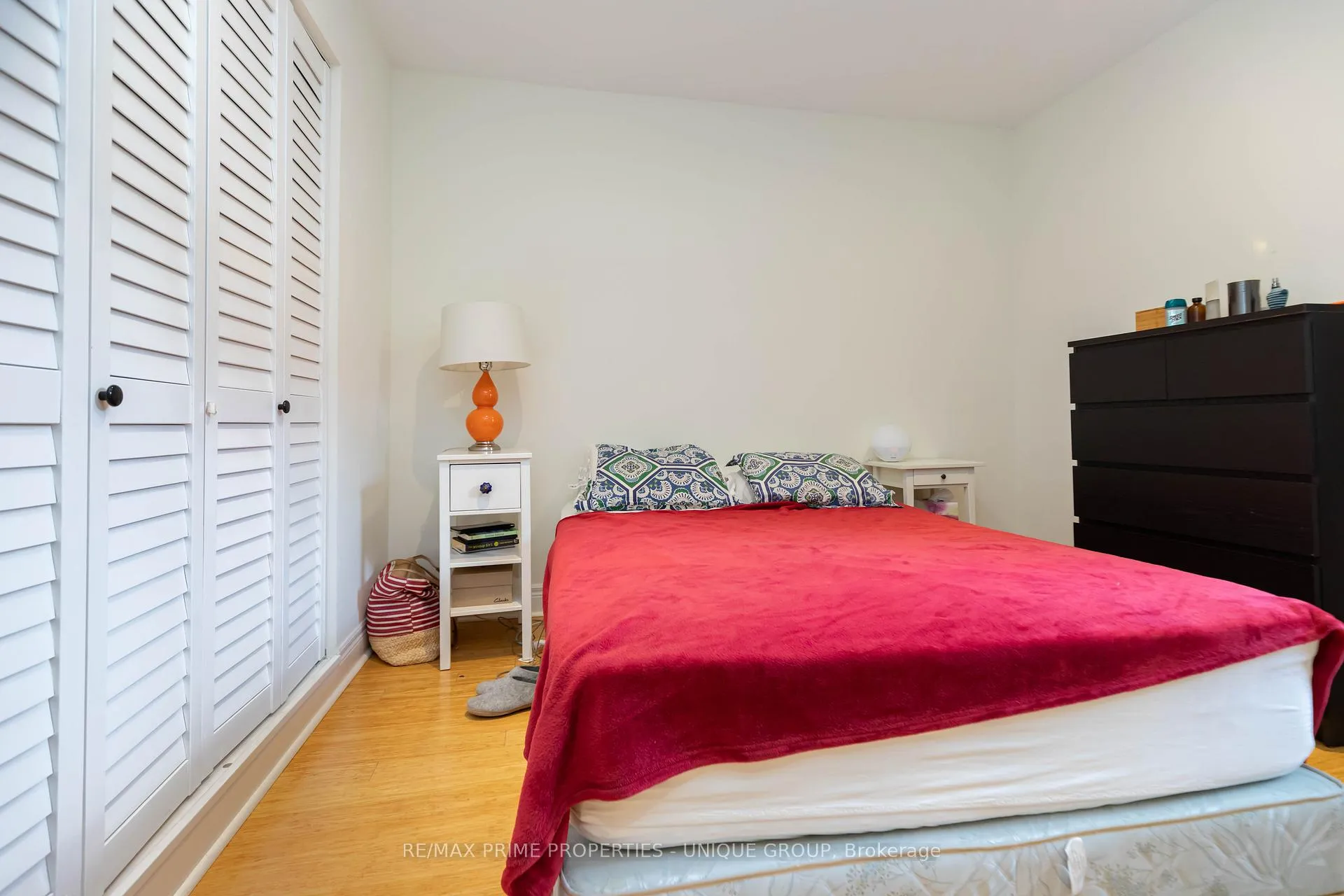 Photo 12 of Unit Main, 2338 1/2 Queen Street E, Toronto, The Beaches — HOMEH