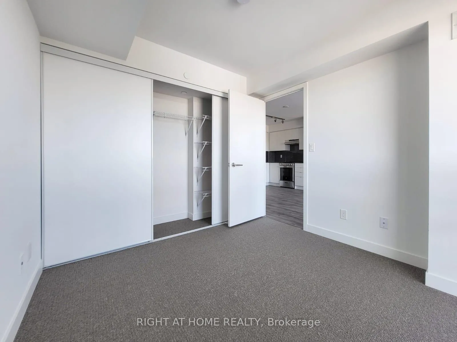 Photo 14 of Unit 1115, 120 Varna Drive, Toronto, Englemount-Lawrence — HOMEH