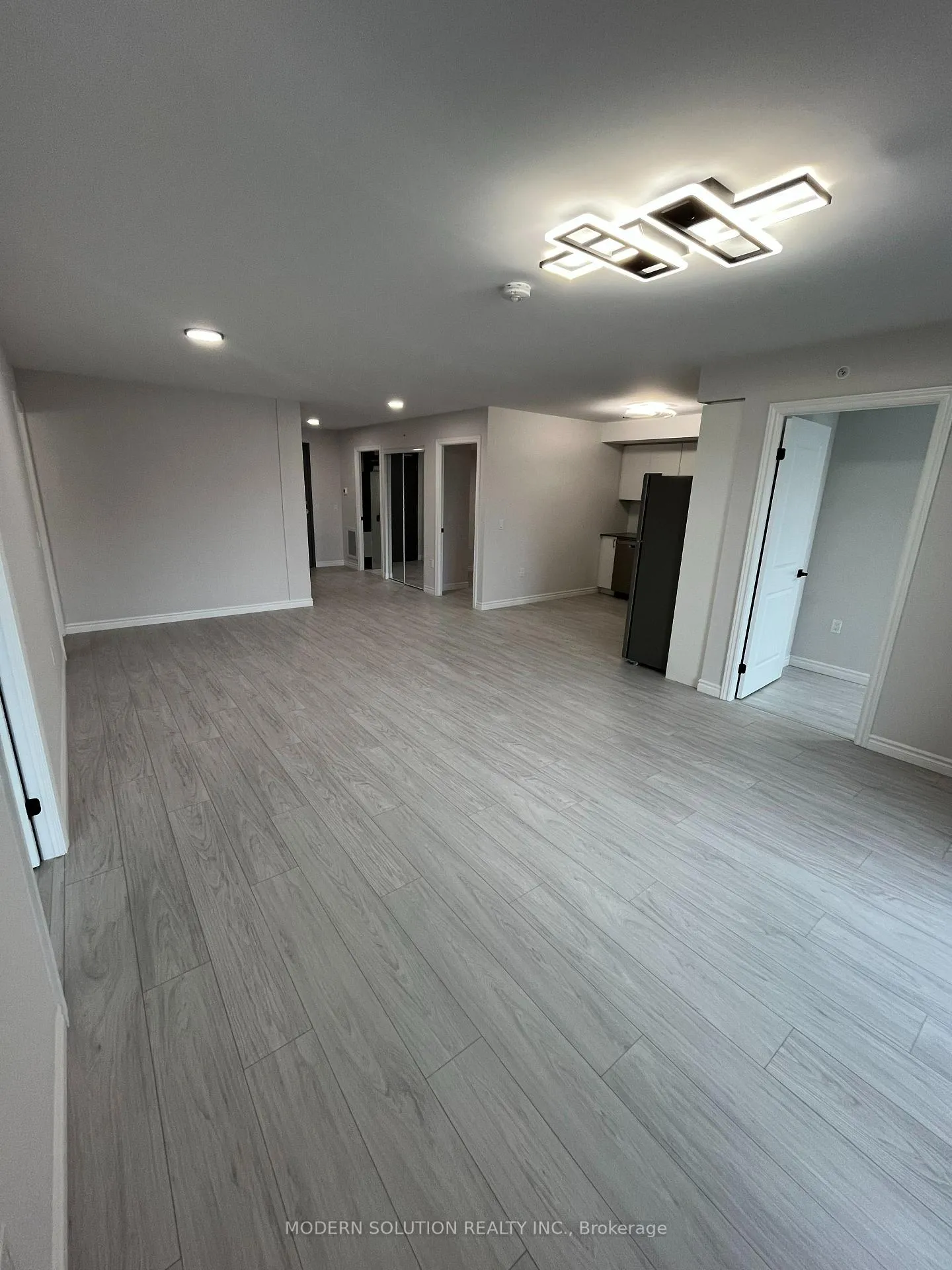 Photo 7 of Unit 406, 50 Otterbein Road, Kitchener — HOMEH
