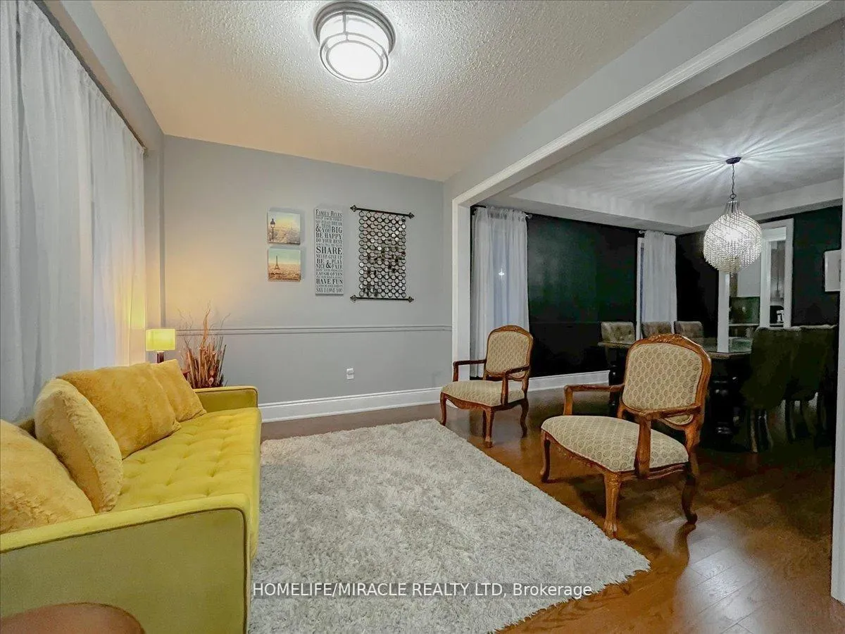 Photo 16 of 7 Riley Street, Innisfil, Cookstown — HOMEH