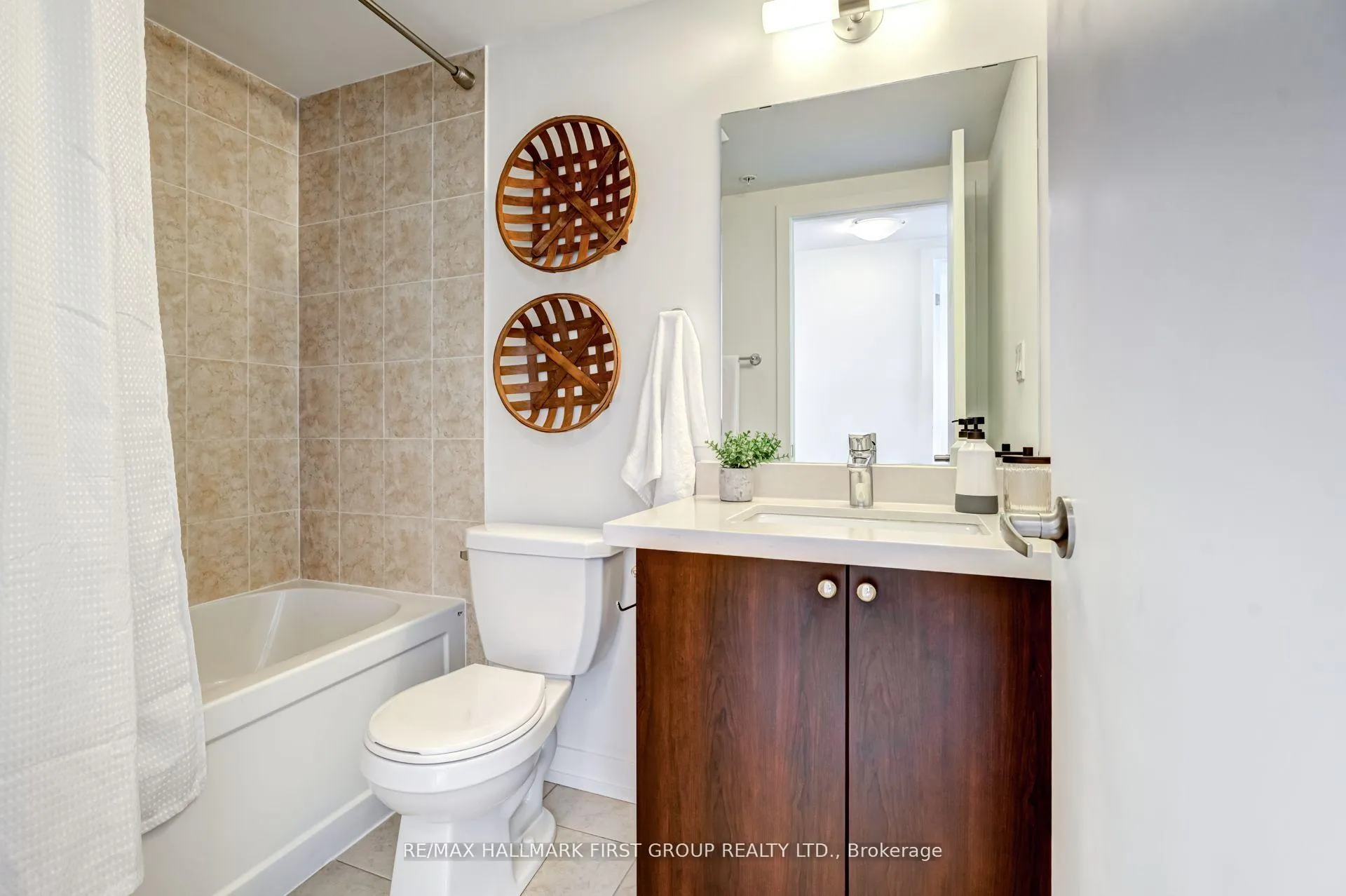 Photo 20 of Unit 415, 1555 Kingston Road, Pickering, Town Centre — HOMEH
