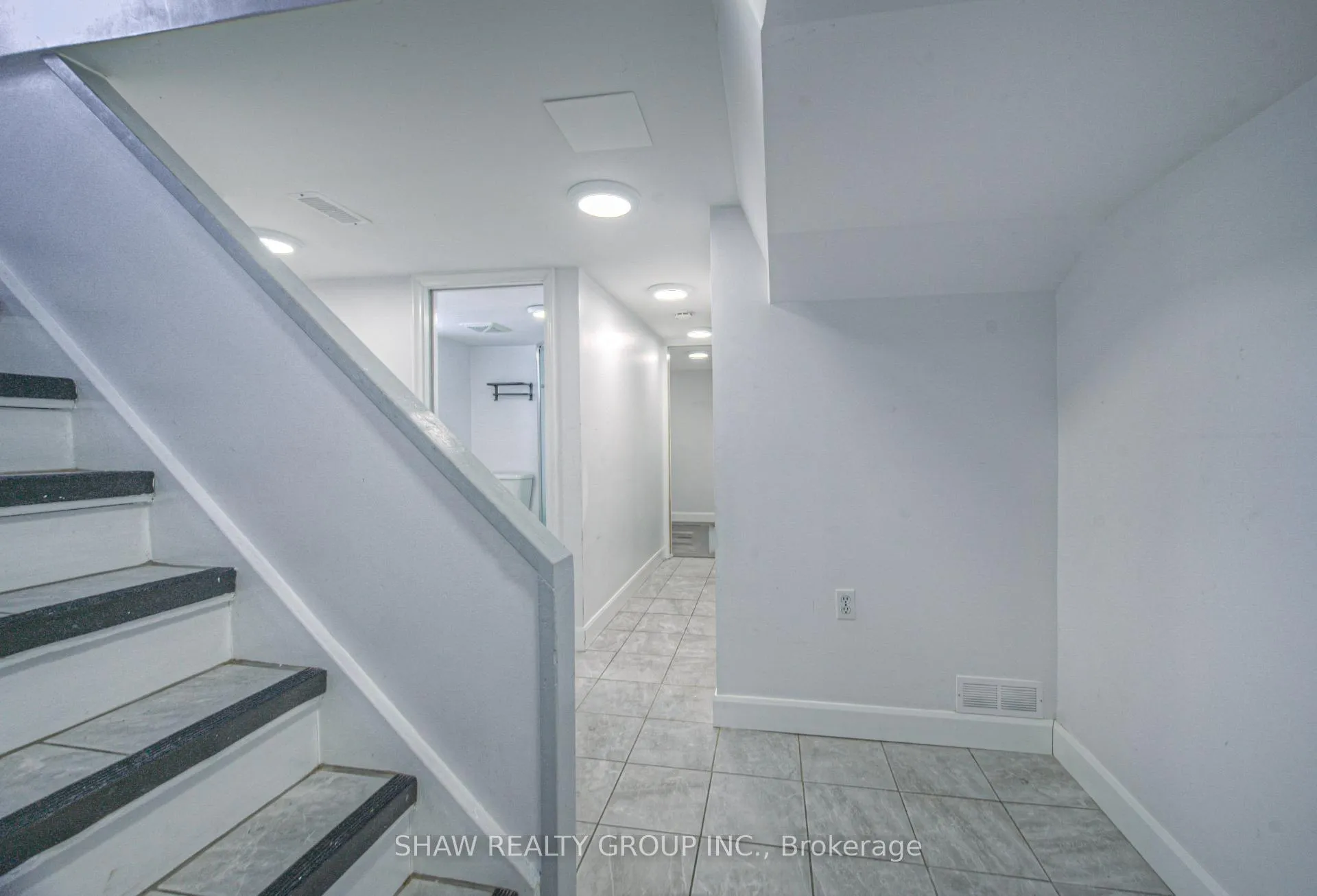 Photo 24 of 184 Patricia Avenue, Kitchener — HOMEH