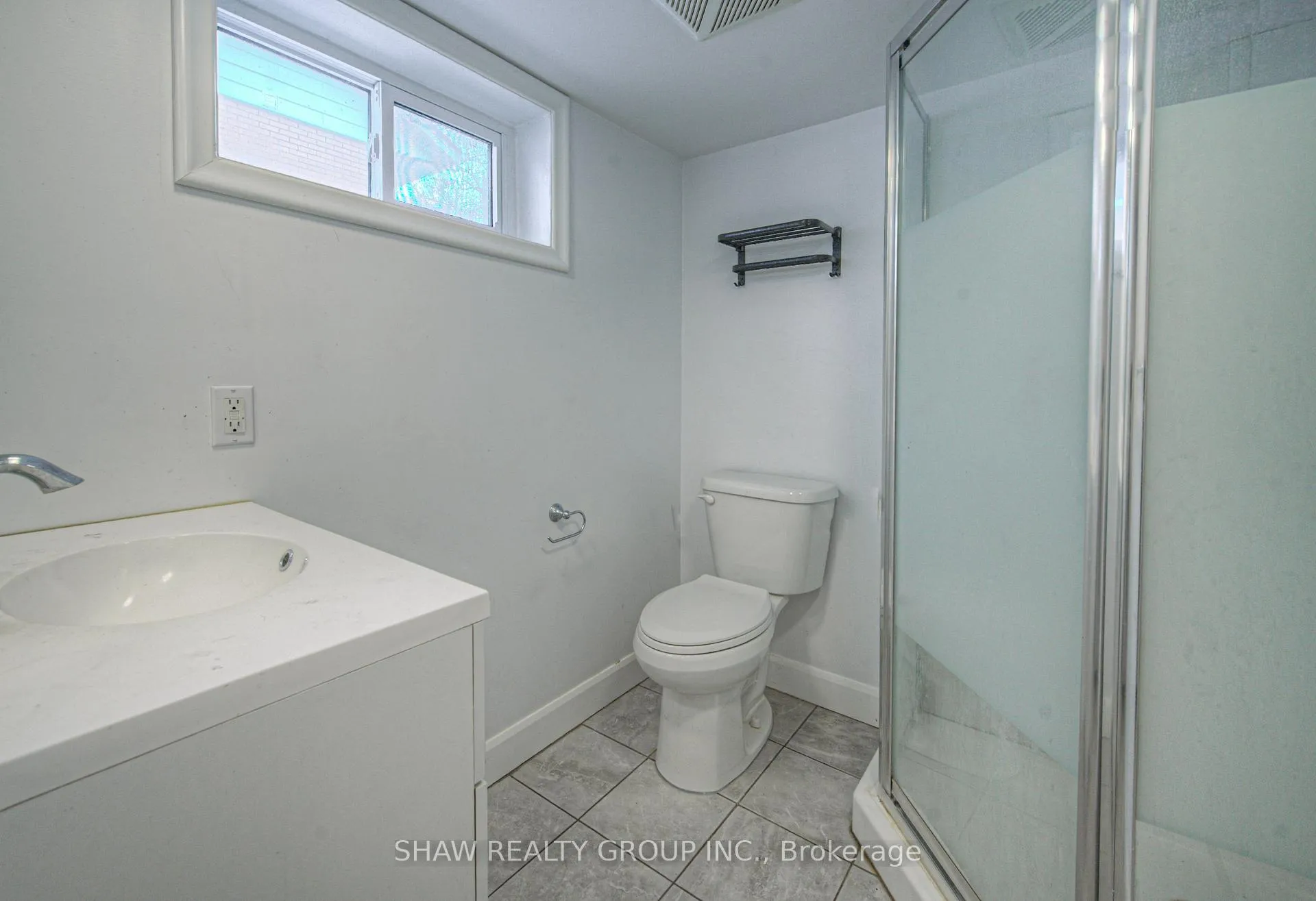 Photo 26 of 184 Patricia Avenue, Kitchener — HOMEH