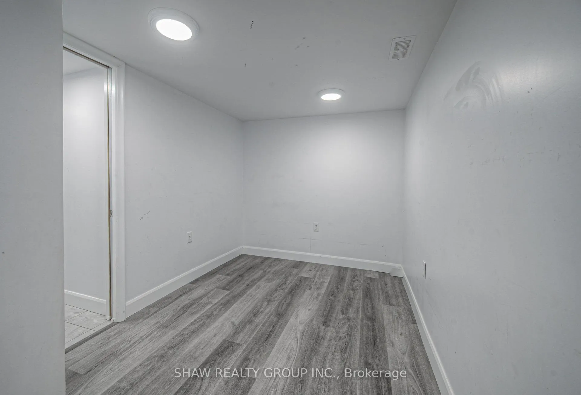 Photo 28 of 184 Patricia Avenue, Kitchener — HOMEH