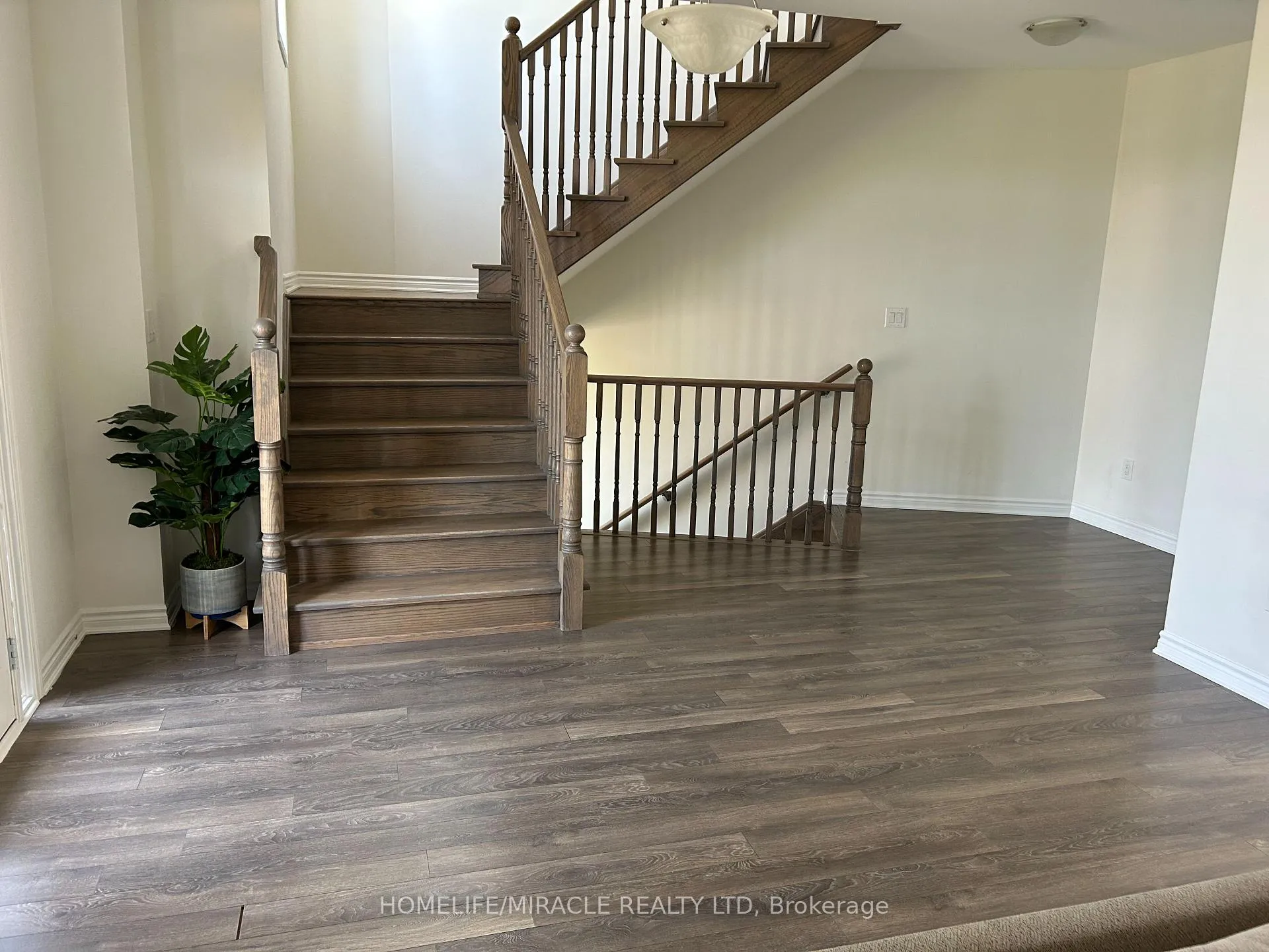 Photo 7 of 26 Fiesta Way, Whitby, Blue Grass Meadows — HOMEH