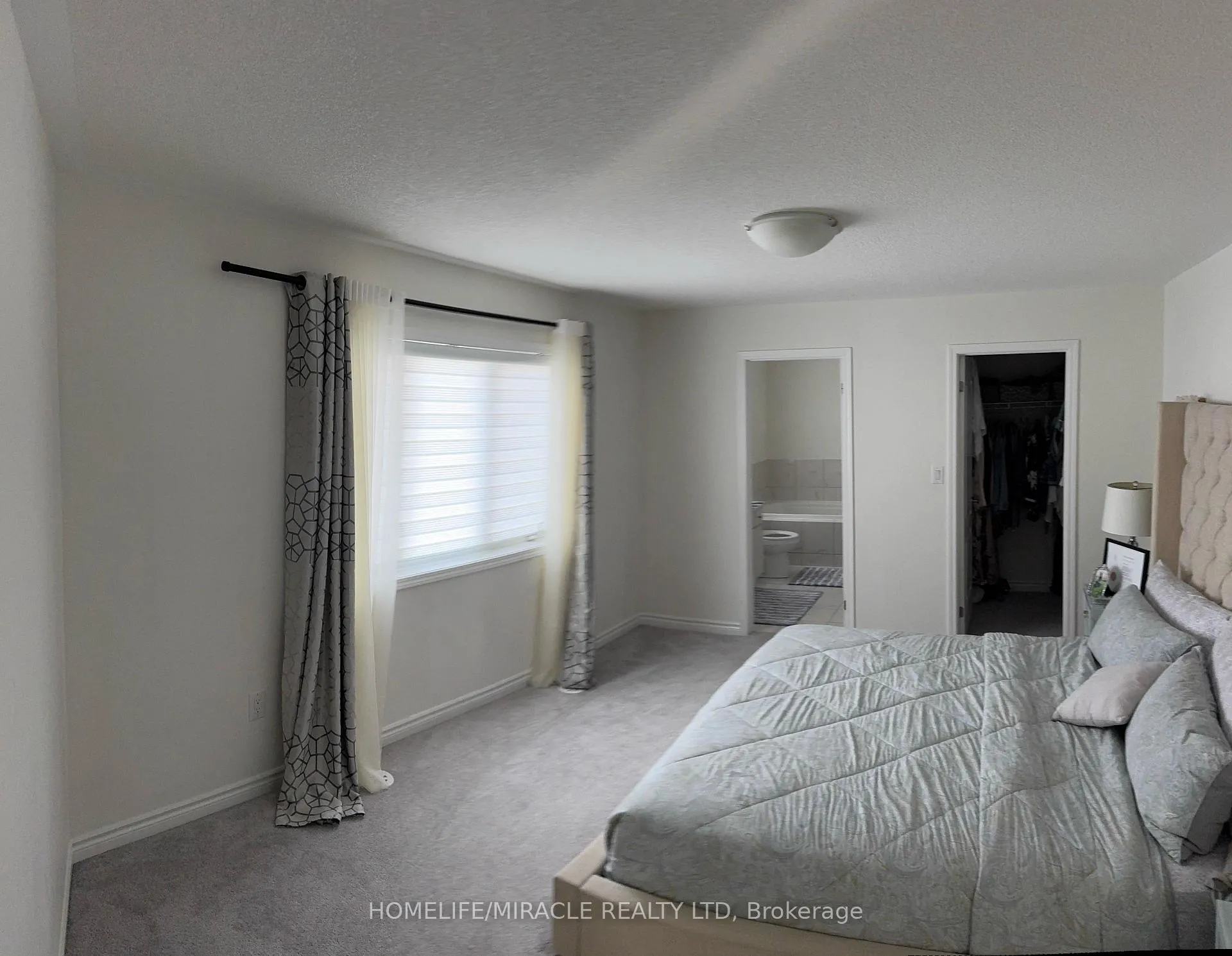 Photo 11 of 26 Fiesta Way, Whitby, Blue Grass Meadows — HOMEH
