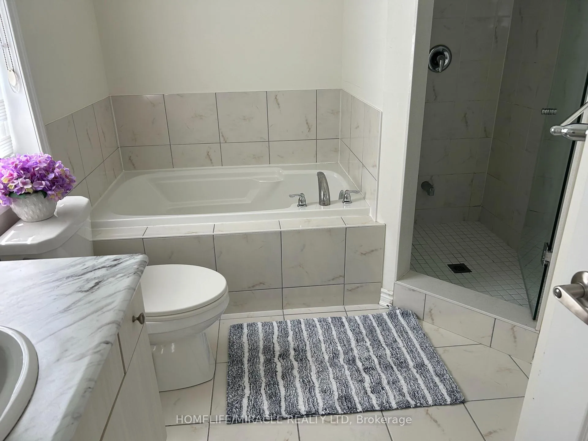 Photo 13 of 26 Fiesta Way, Whitby, Blue Grass Meadows — HOMEH