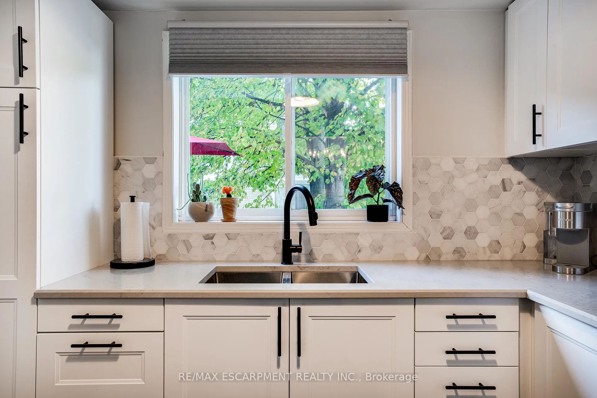 Photo 14 of Unit 17, 31 Moss Boulevard, Hamilton, Dundas — HOMEH