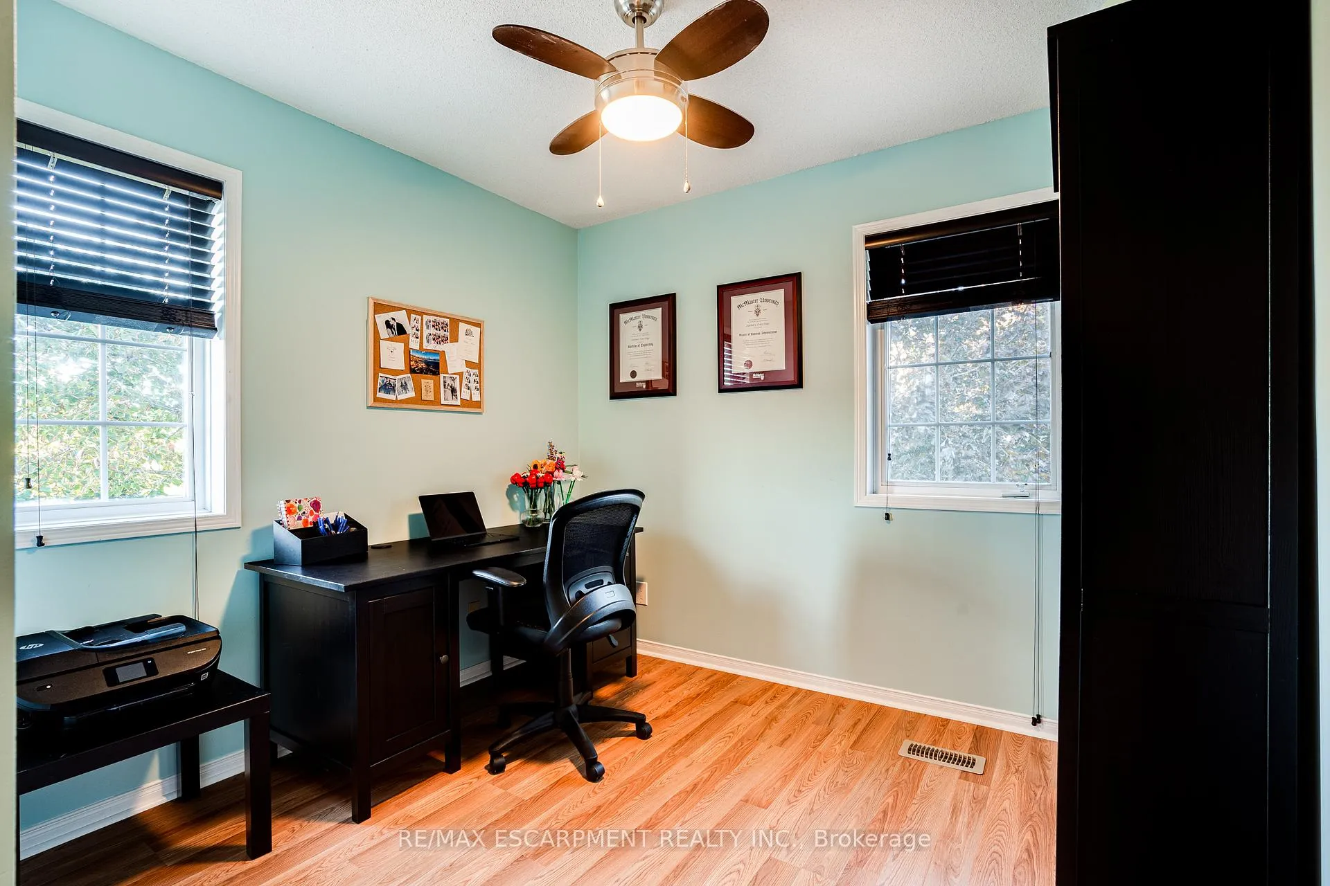 Photo 26 of Unit 17, 31 Moss Boulevard, Hamilton, Dundas — HOMEH