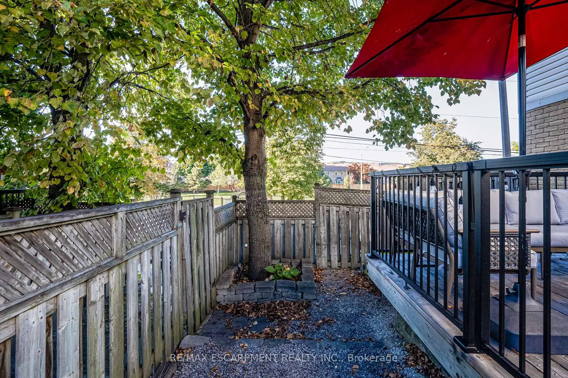 Photo 38 of Unit 17, 31 Moss Boulevard, Hamilton, Dundas — HOMEH
