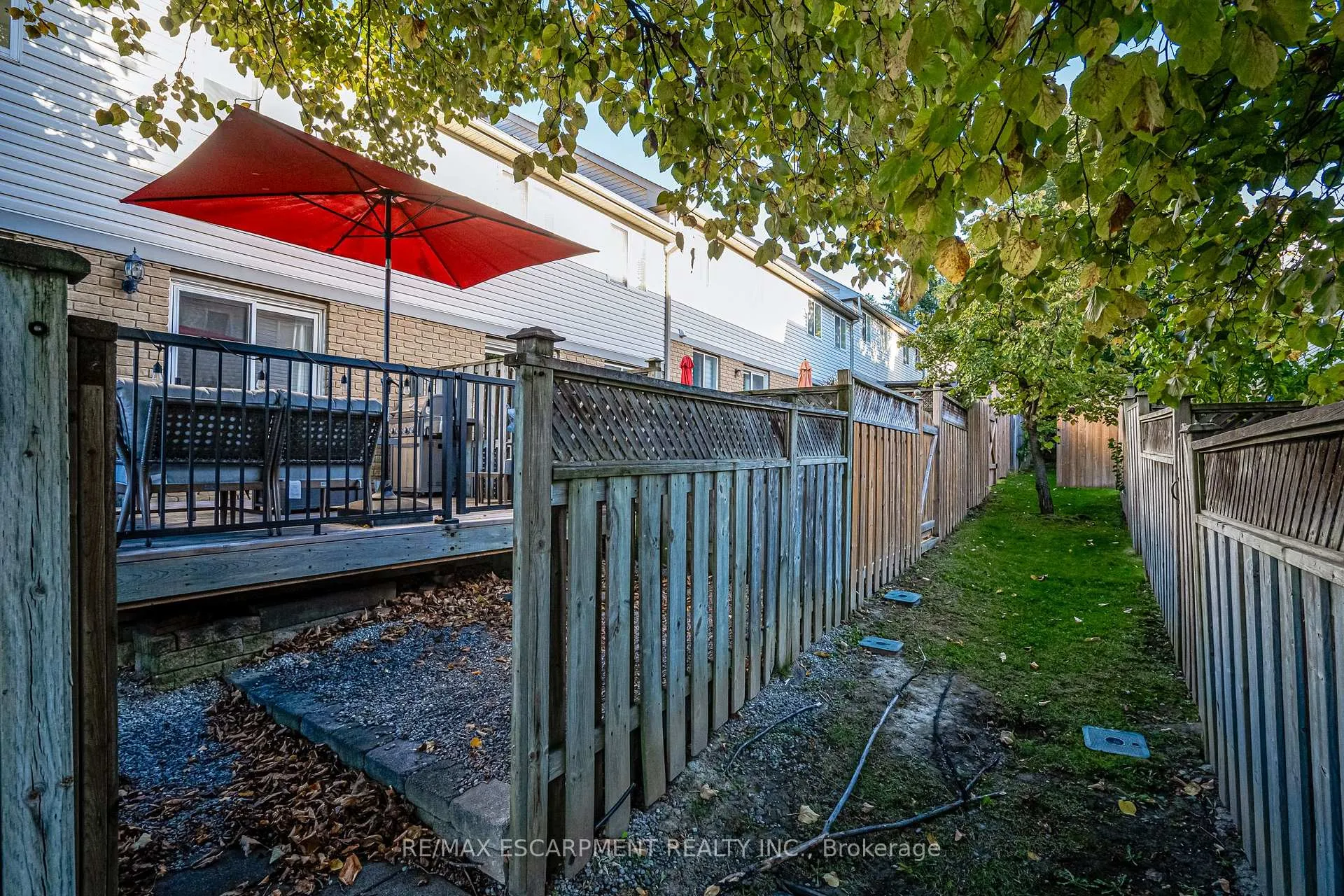 Photo 40 of Unit 17, 31 Moss Boulevard, Hamilton, Dundas — HOMEH