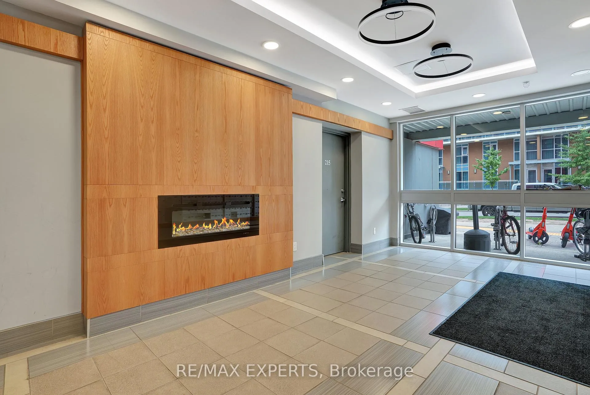 Photo 3 of Unit 261, 258B Sunview Street, Waterloo — HOMEH
