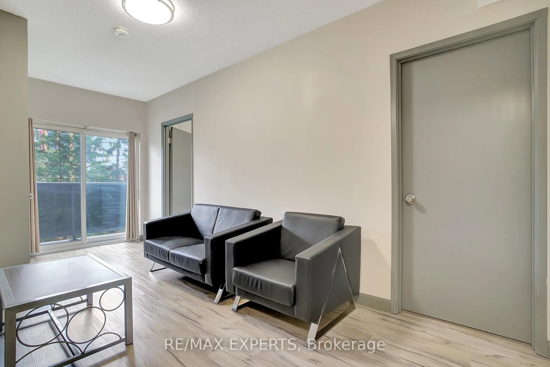 Photo 6 of Unit 261, 258B Sunview Street, Waterloo — HOMEH