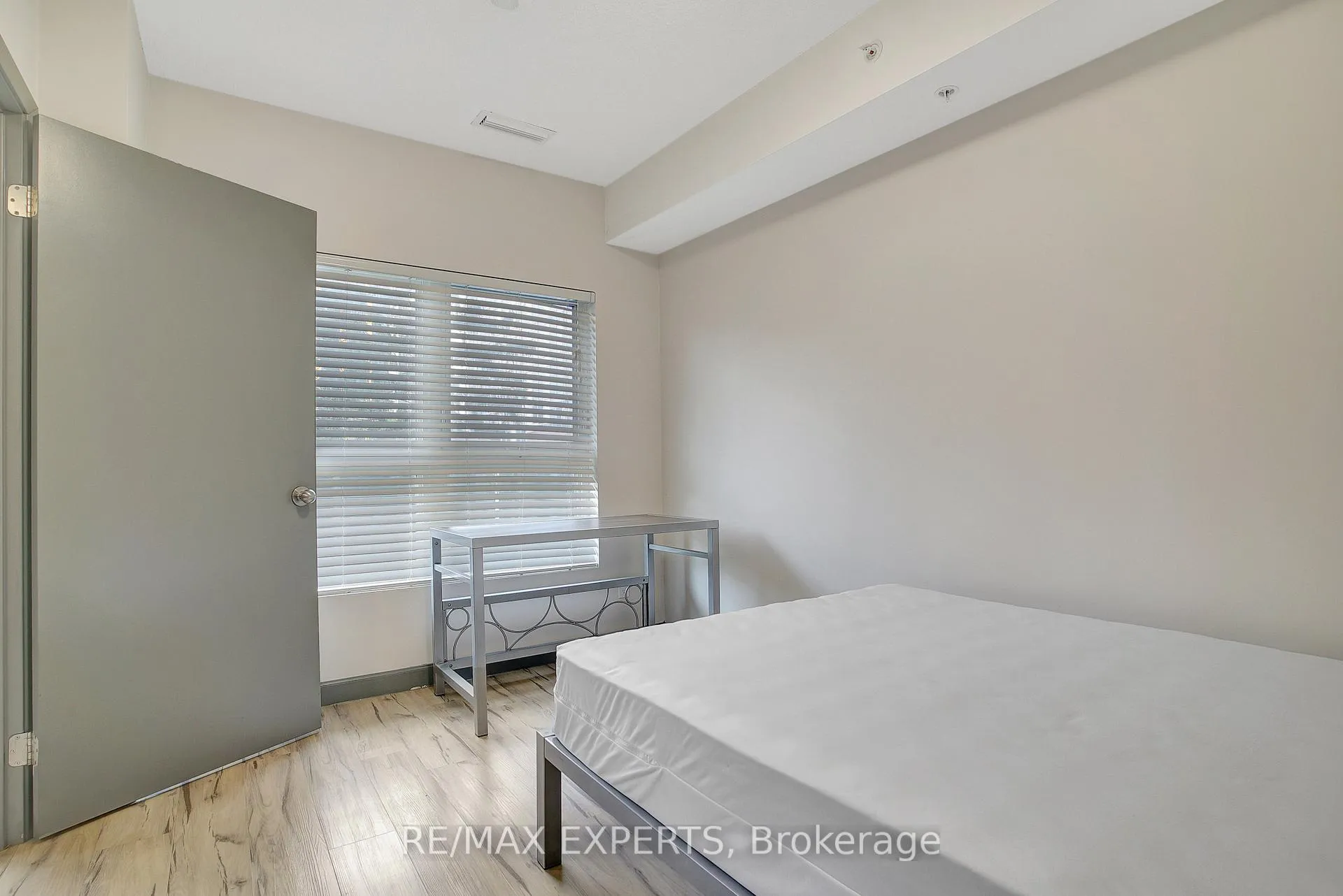 Photo 8 of Unit 261, 258B Sunview Street, Waterloo — HOMEH
