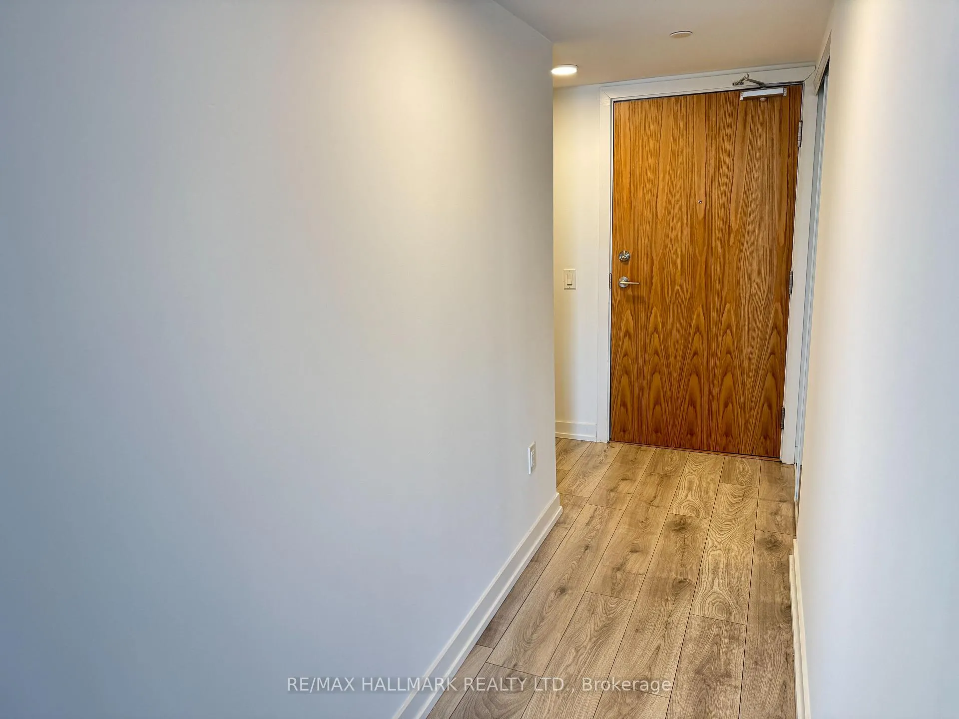 Photo 3 of Unit 512, 1455 Celebration Drive N, Pickering, Bay Ridges — HOMEH