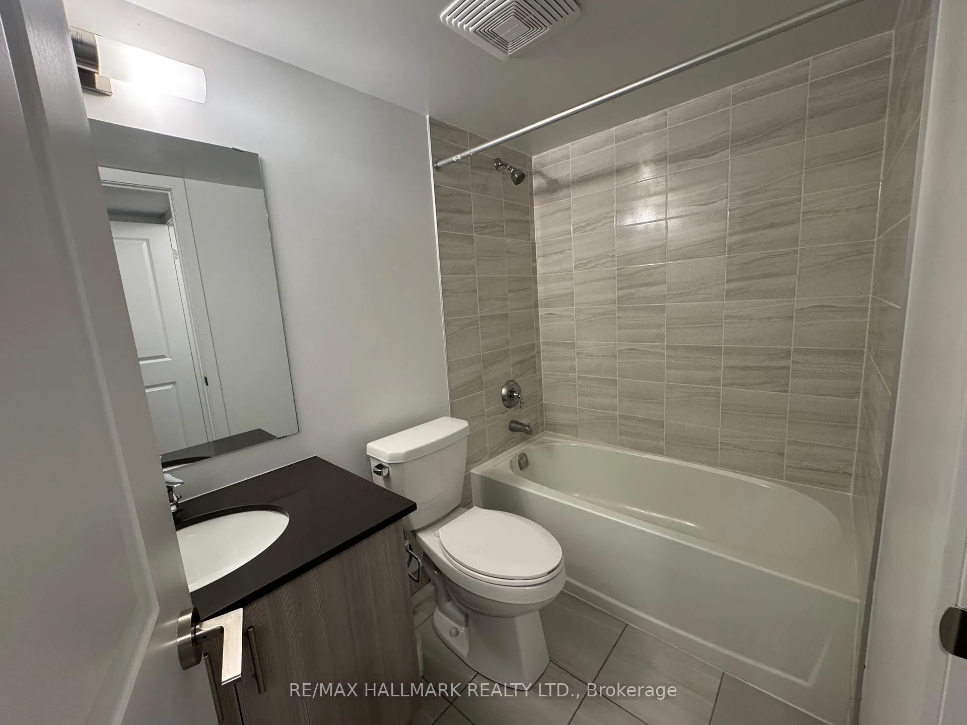 Photo 16 of Unit 512, 1455 Celebration Drive N, Pickering, Bay Ridges — HOMEH
