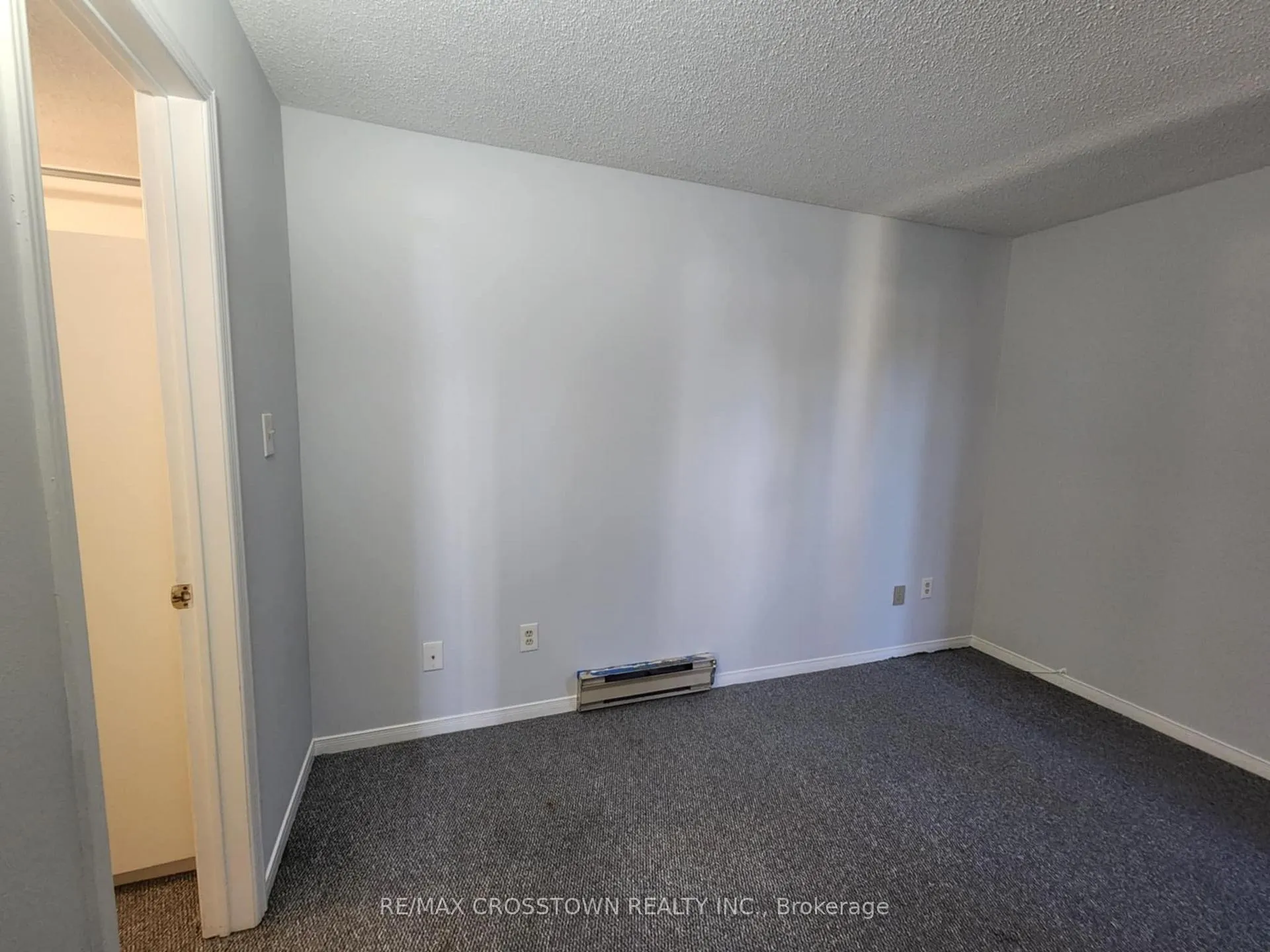 Photo 16 of Unit 27, 504 Essa Road, Barrie, Holly — HOMEH
