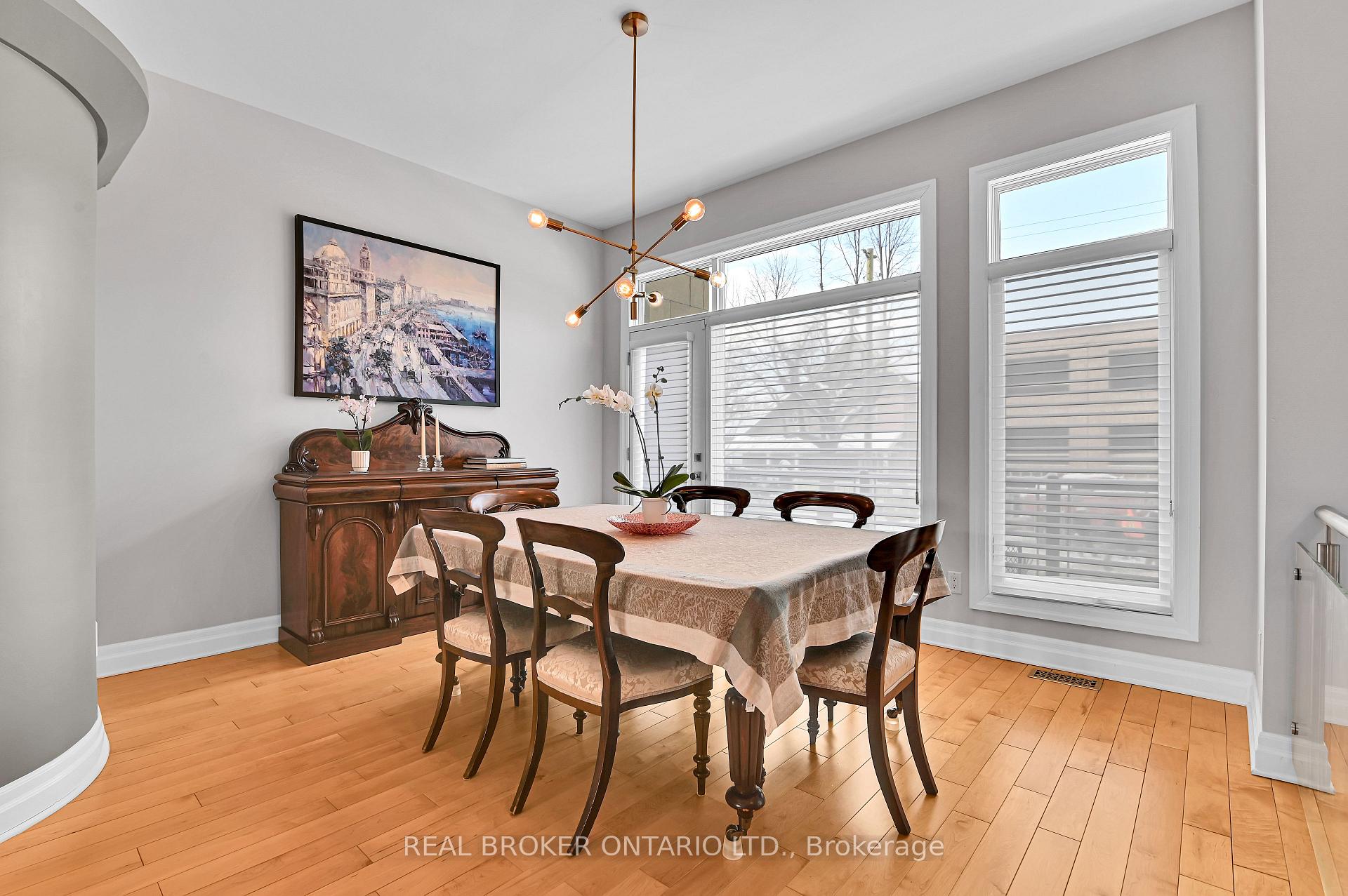 Photo 3 of 190 Hopewell Avenue, Ottawa, Old Ottawa South — HOMEH
