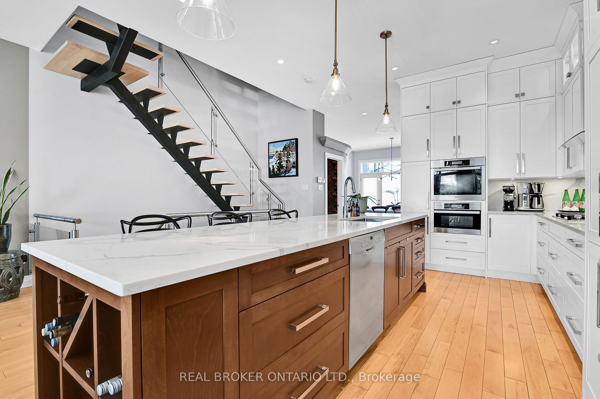 Photo 8 of 190 Hopewell Avenue, Ottawa, Old Ottawa South — HOMEH