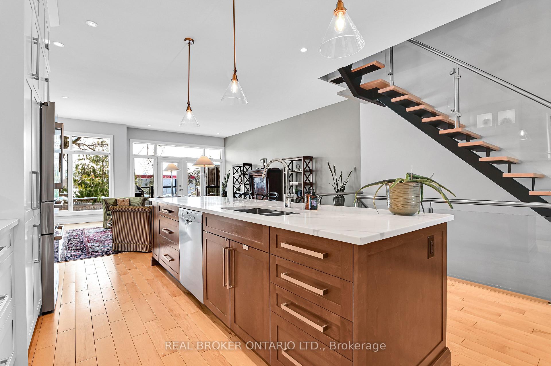 Photo 9 of 190 Hopewell Avenue, Ottawa, Old Ottawa South — HOMEH