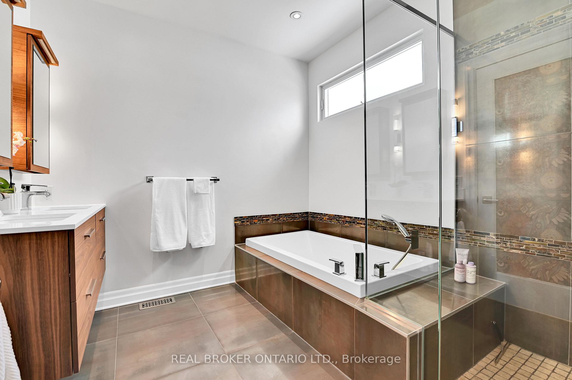 Photo 18 of 190 Hopewell Avenue, Ottawa, Old Ottawa South — HOMEH