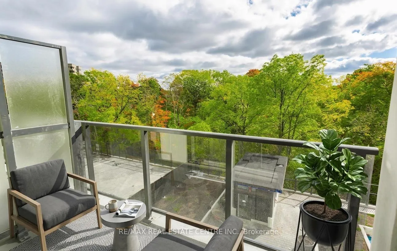 Photo 15 of Unit 301, 202 Burnhamthorpe Road E, Mississauga, Mississauga Valleys — HOMEH
