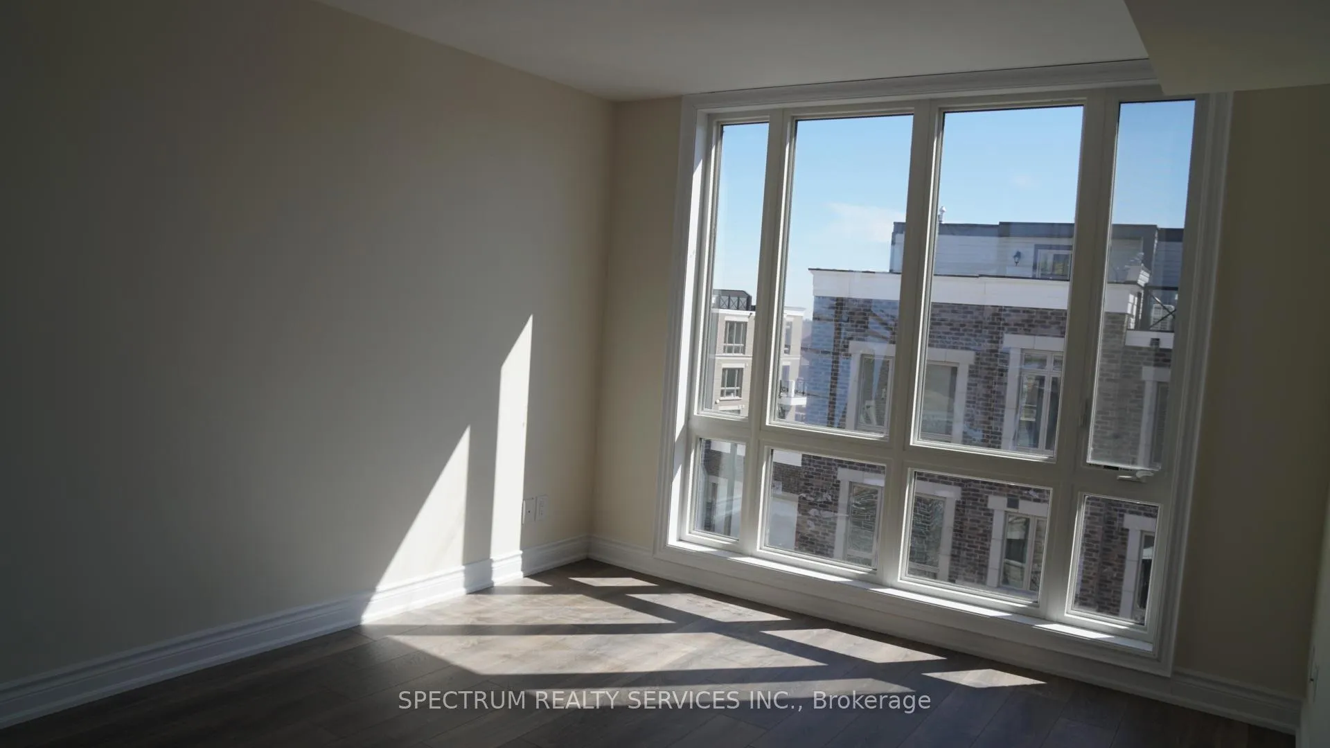 Photo 8 of Unit 524, 30 Dunsheath Way, Markham, Cornell — HOMEH