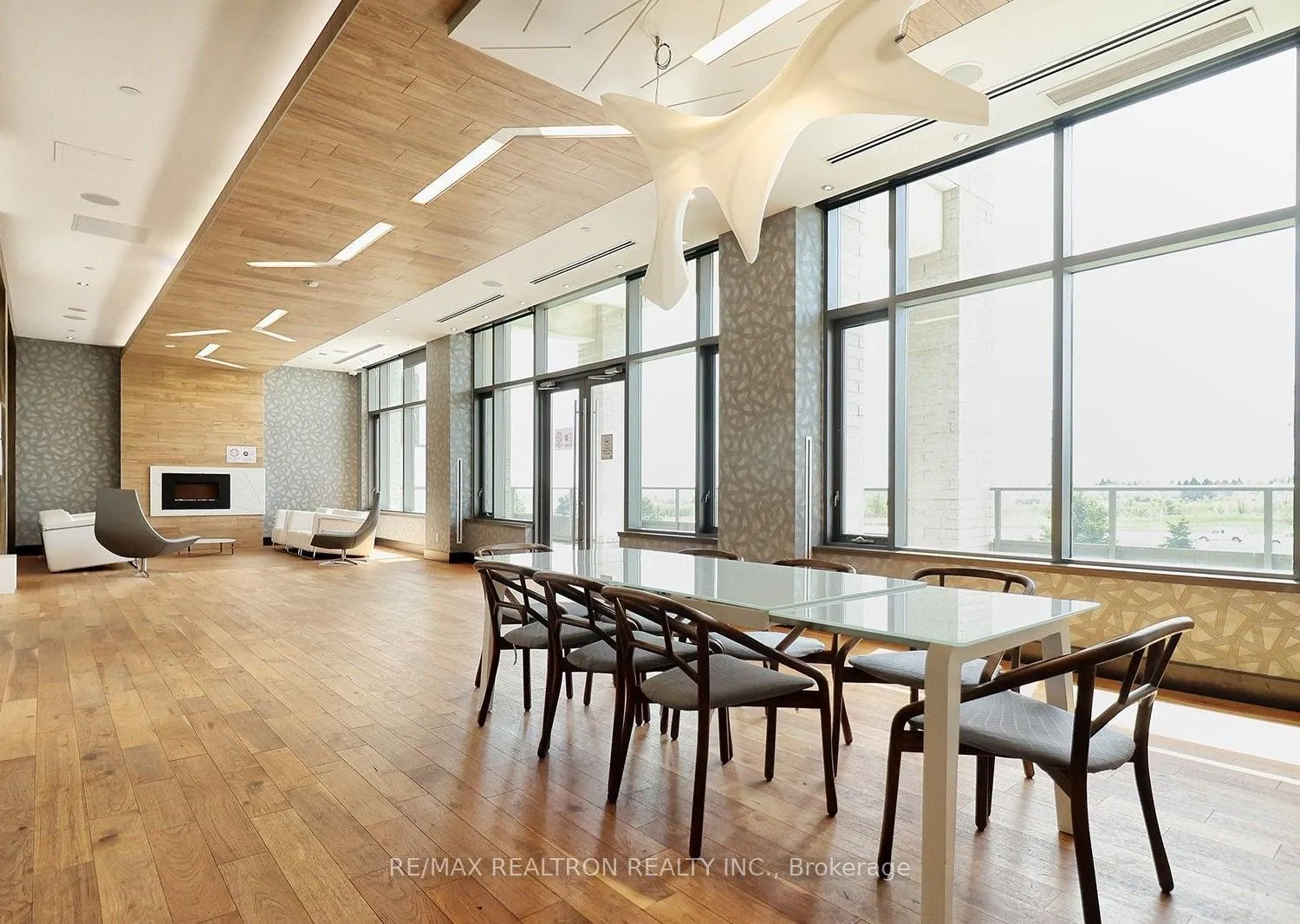 Photo 9 of Unit 1019, 325 South Park Road, Markham, Commerce Valley — HOMEH