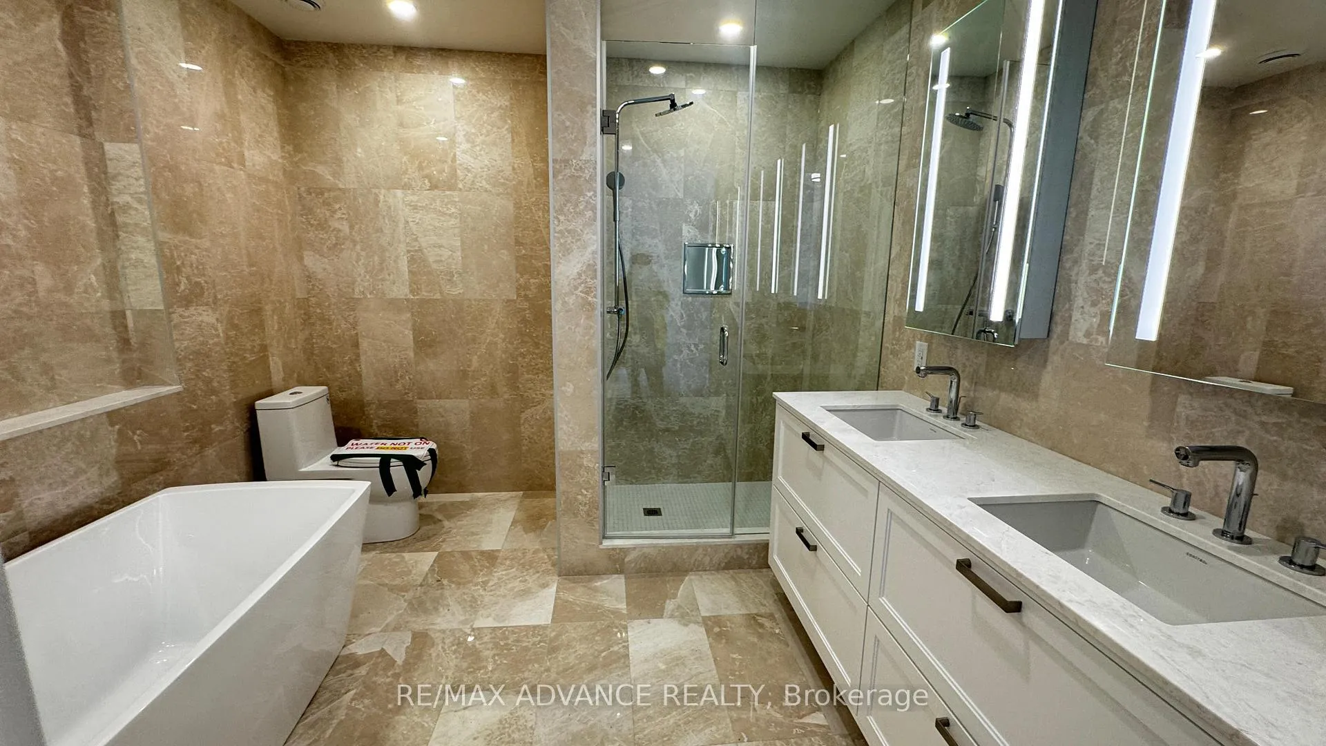 Photo 14 of Unit GL17, 399 Royal Orchard Boulevard, Markham, Royal Orchard — HOMEH