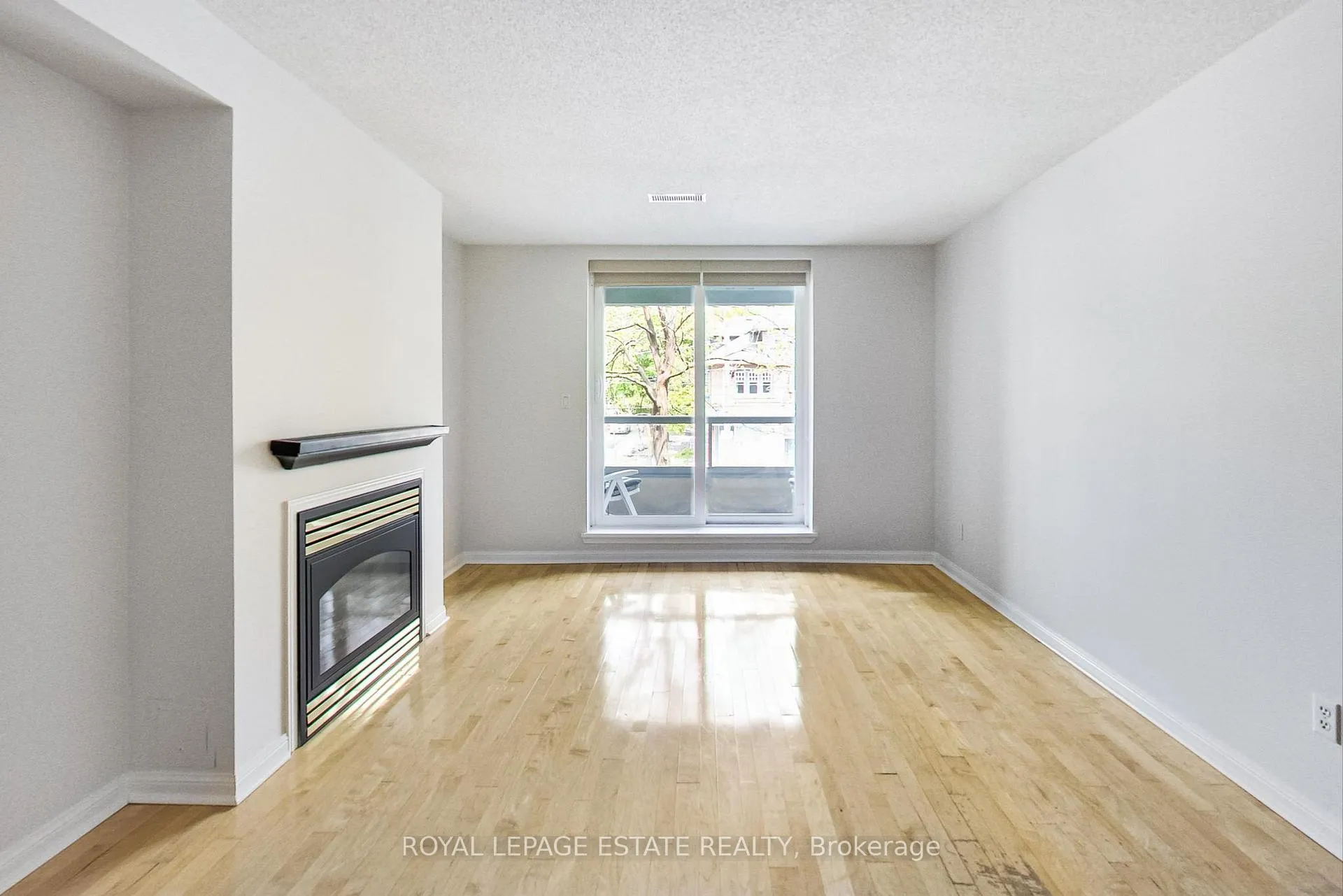 Photo 16 of Unit 202, 2365 Queen Street E, Toronto, The Beaches — HOMEH