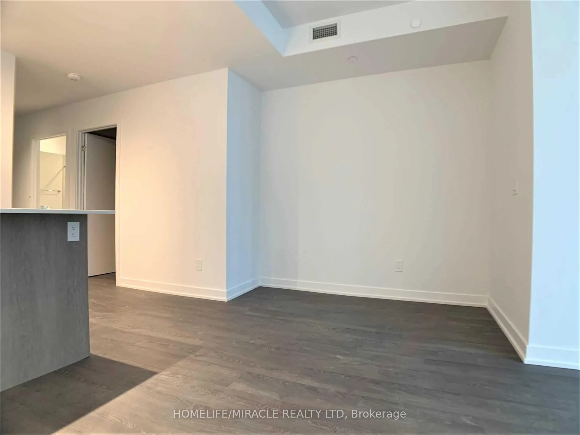Photo 6 of Unit 2212, 1926 Lakeshore Boulevard W, Toronto, High Park-Swansea — HOMEH