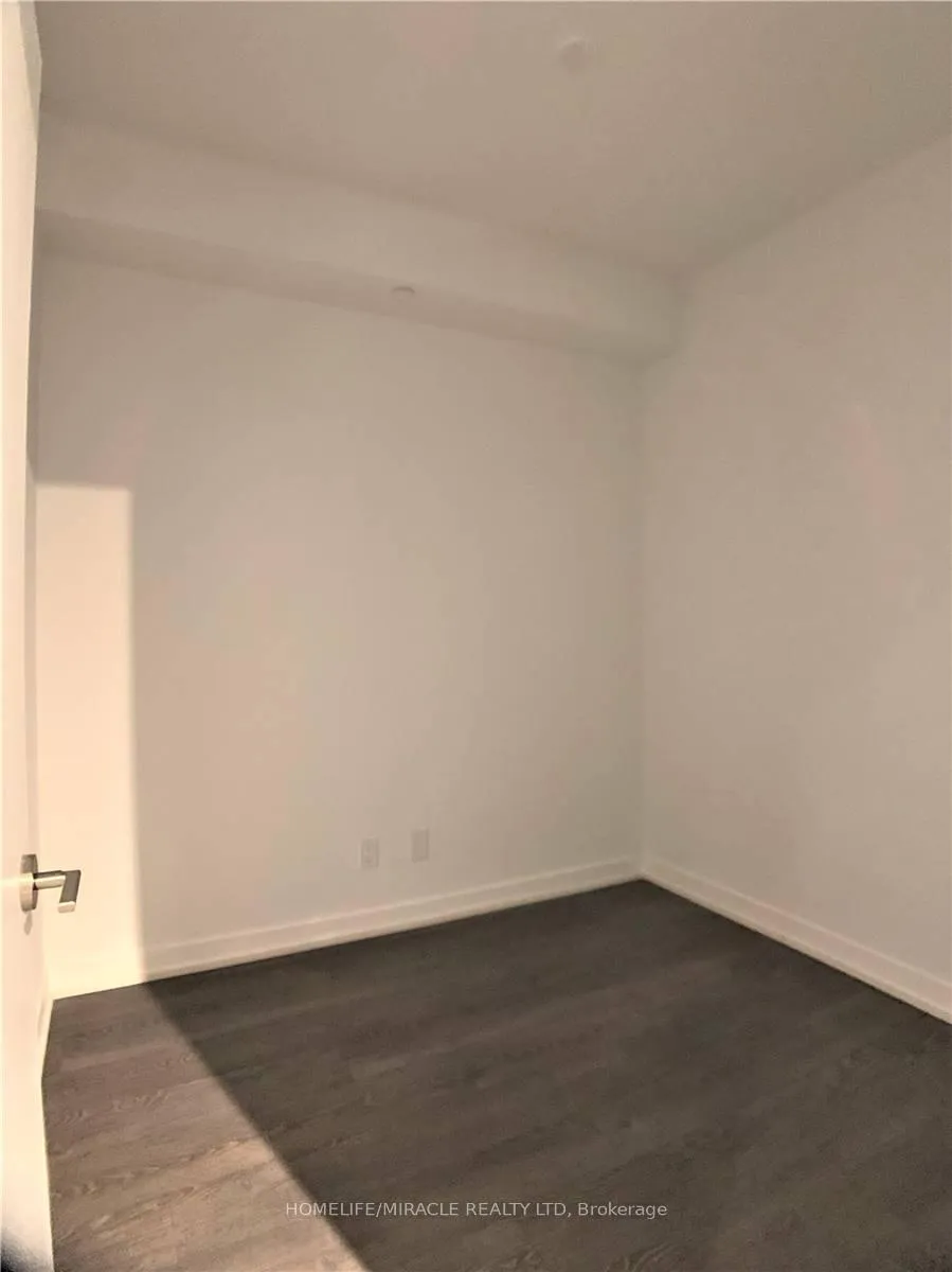 Photo 15 of Unit 2212, 1926 Lakeshore Boulevard W, Toronto, High Park-Swansea — HOMEH