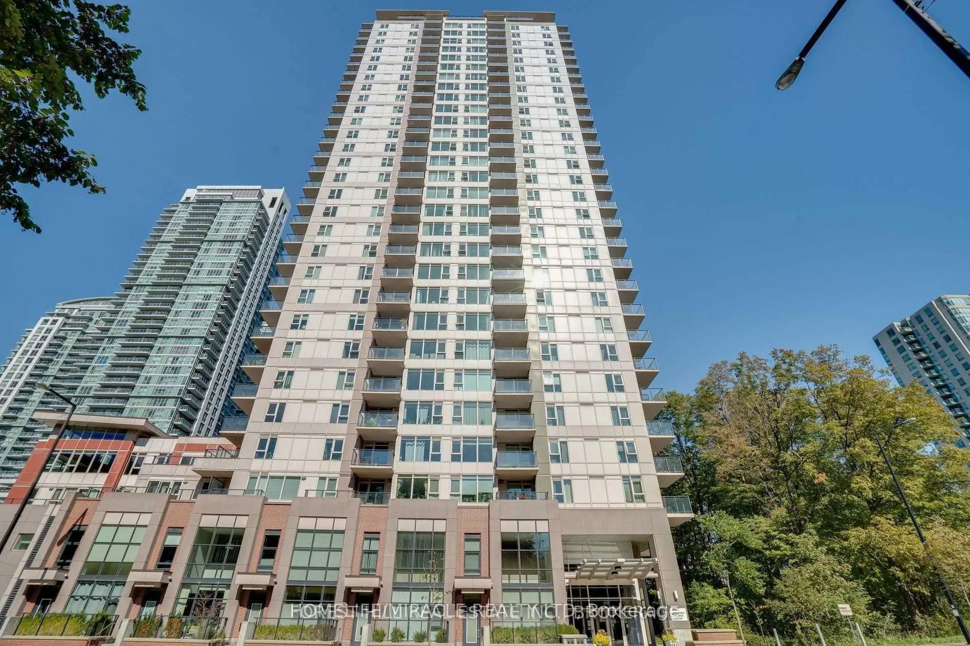 Front of Unit 3101, 190 Borough Drive