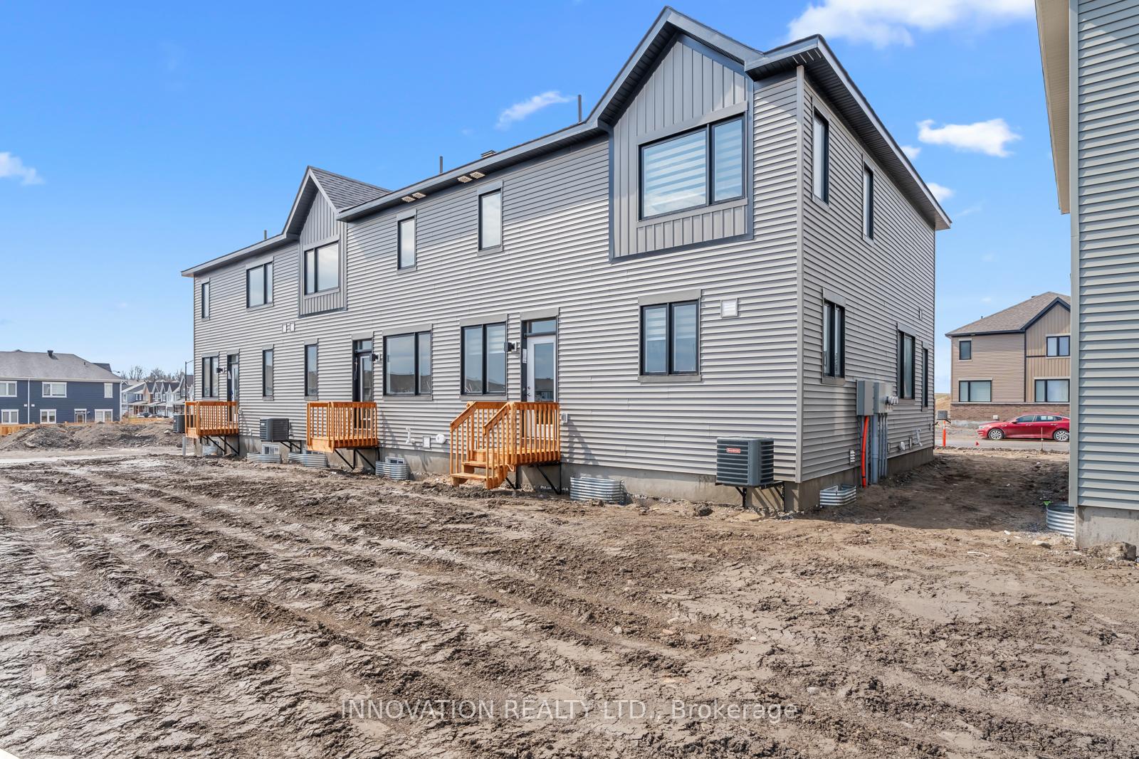 Photo 5 of 1947 Elevation Road, Ottawa, Barrhaven - Half Moon Bay — HOMEH