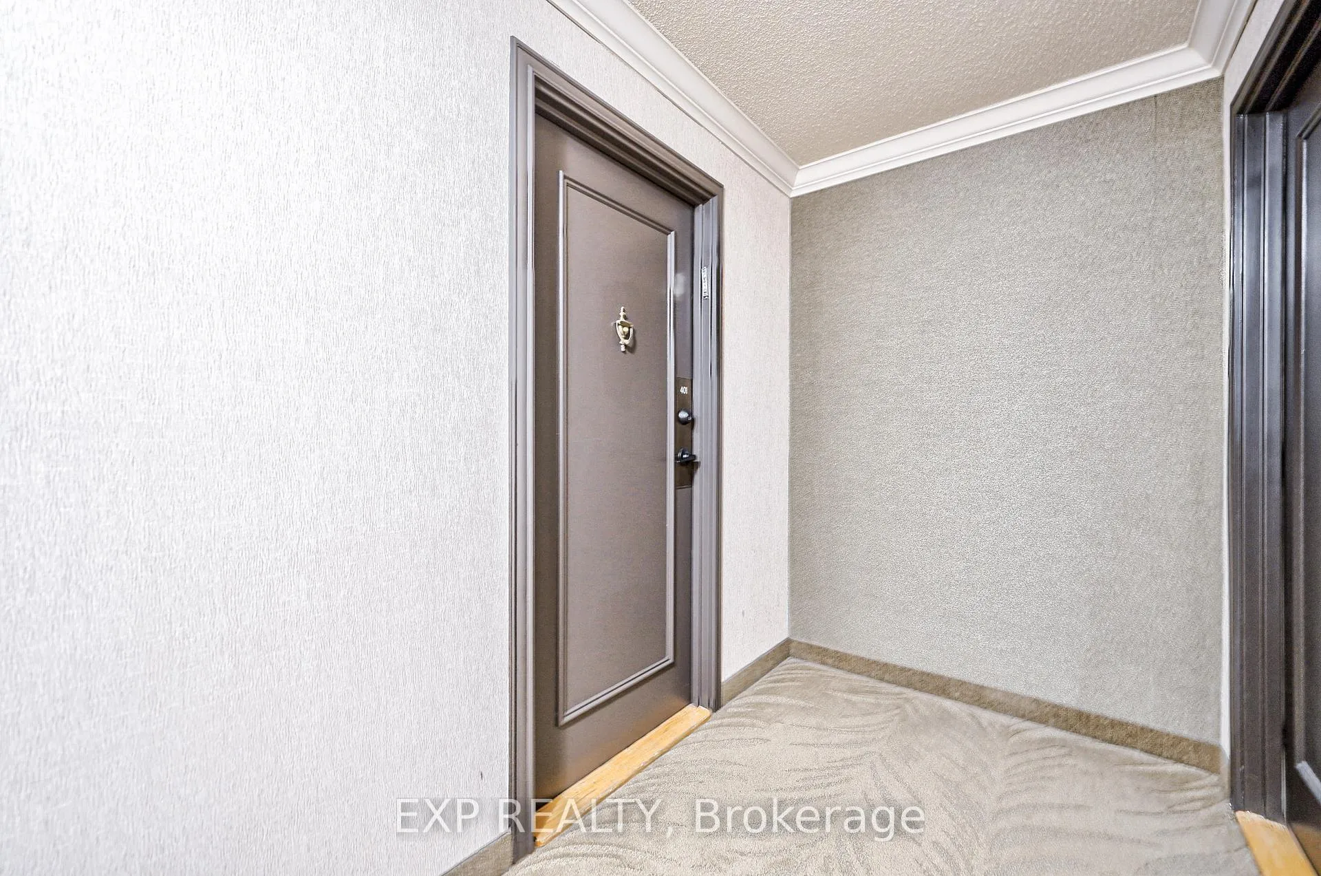 Photo 5 of Unit 401, 60 Inverlochy Boulevard, Markham, Royal Orchard — HOMEH