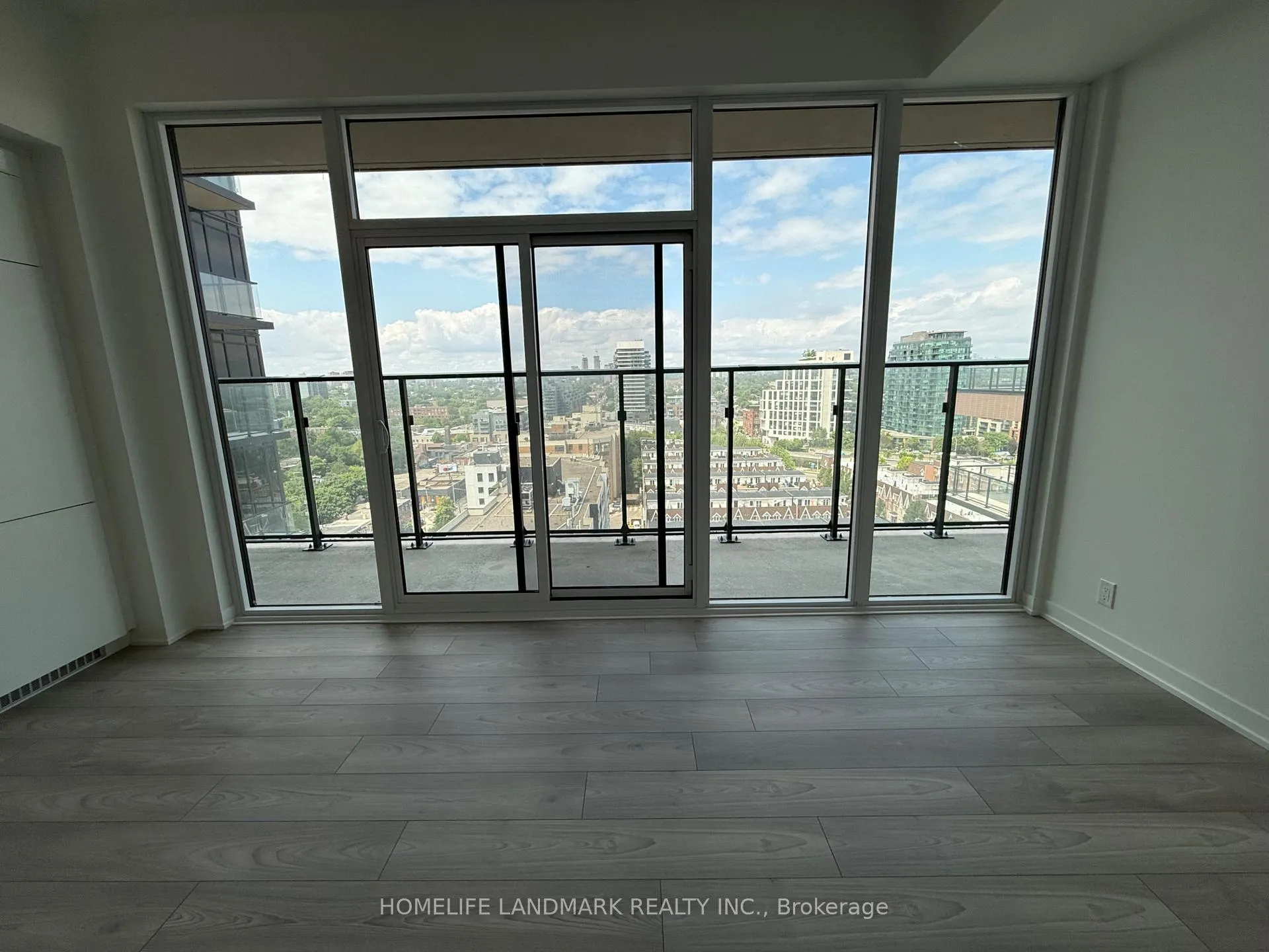 Photo 3 of Unit 1202, 285 Dufferin Street, Toronto, South Parkdale — HOMEH