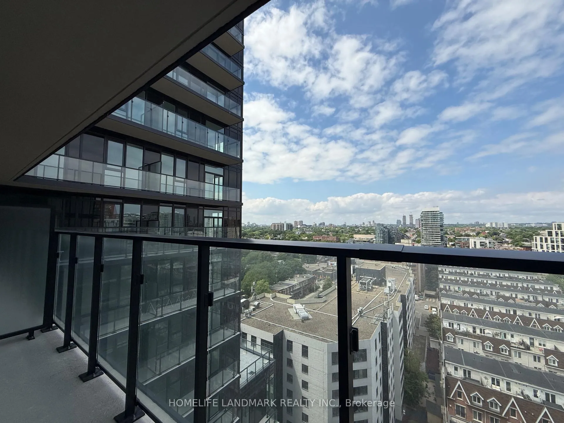 Photo 14 of Unit 1202, 285 Dufferin Street, Toronto, South Parkdale — HOMEH