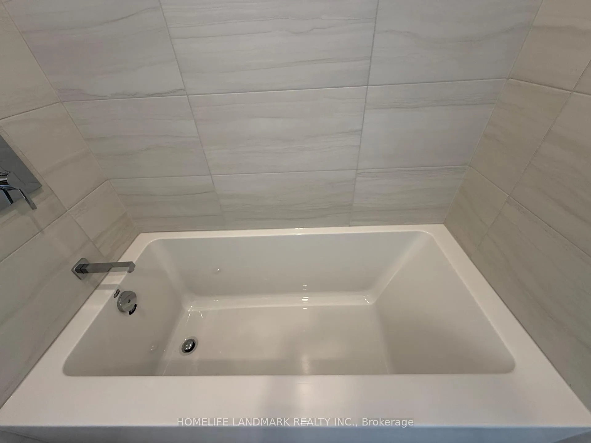 Photo 22 of Unit 1202, 285 Dufferin Street, Toronto, South Parkdale — HOMEH