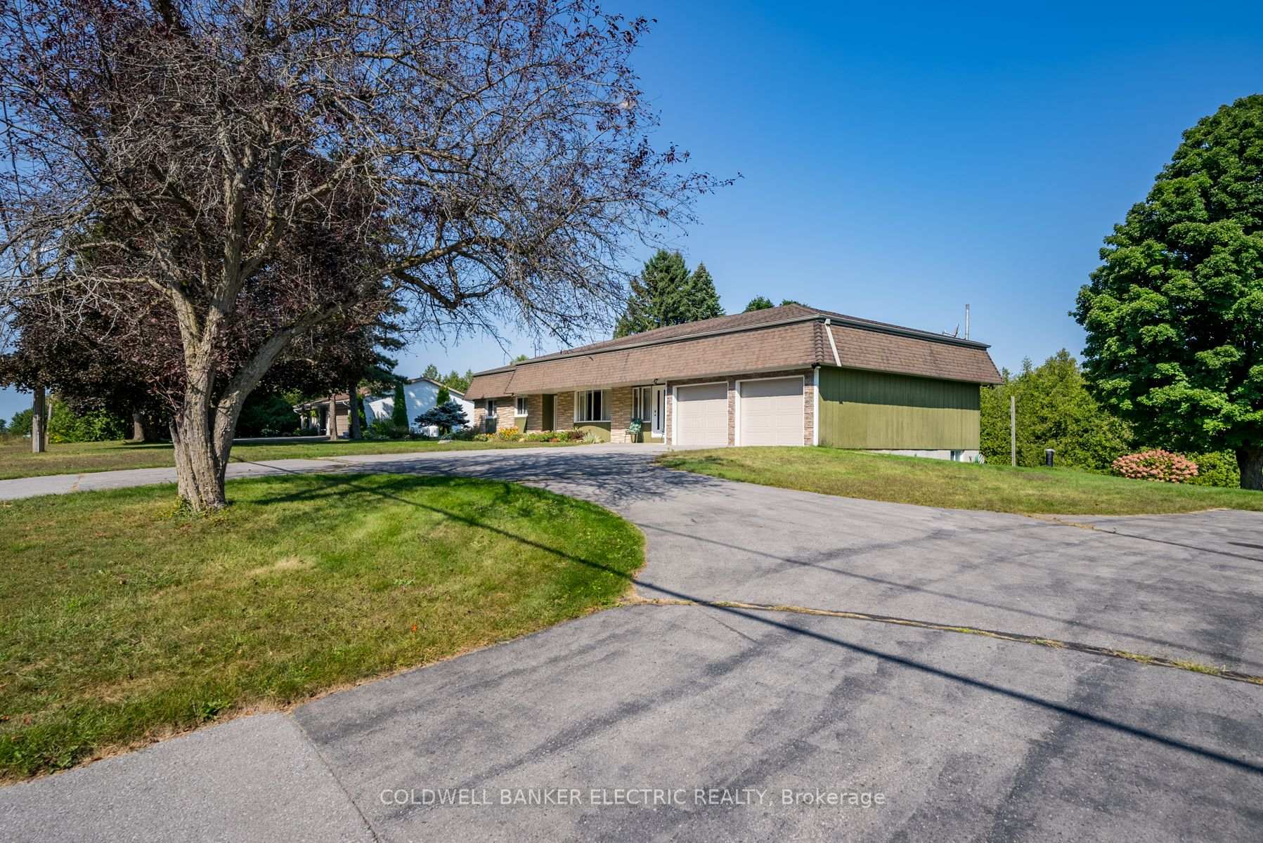 Photo 3 of 2534 Sherbrooke Street W, Cavan Monaghan, Cavan-Monaghan — HOMEH