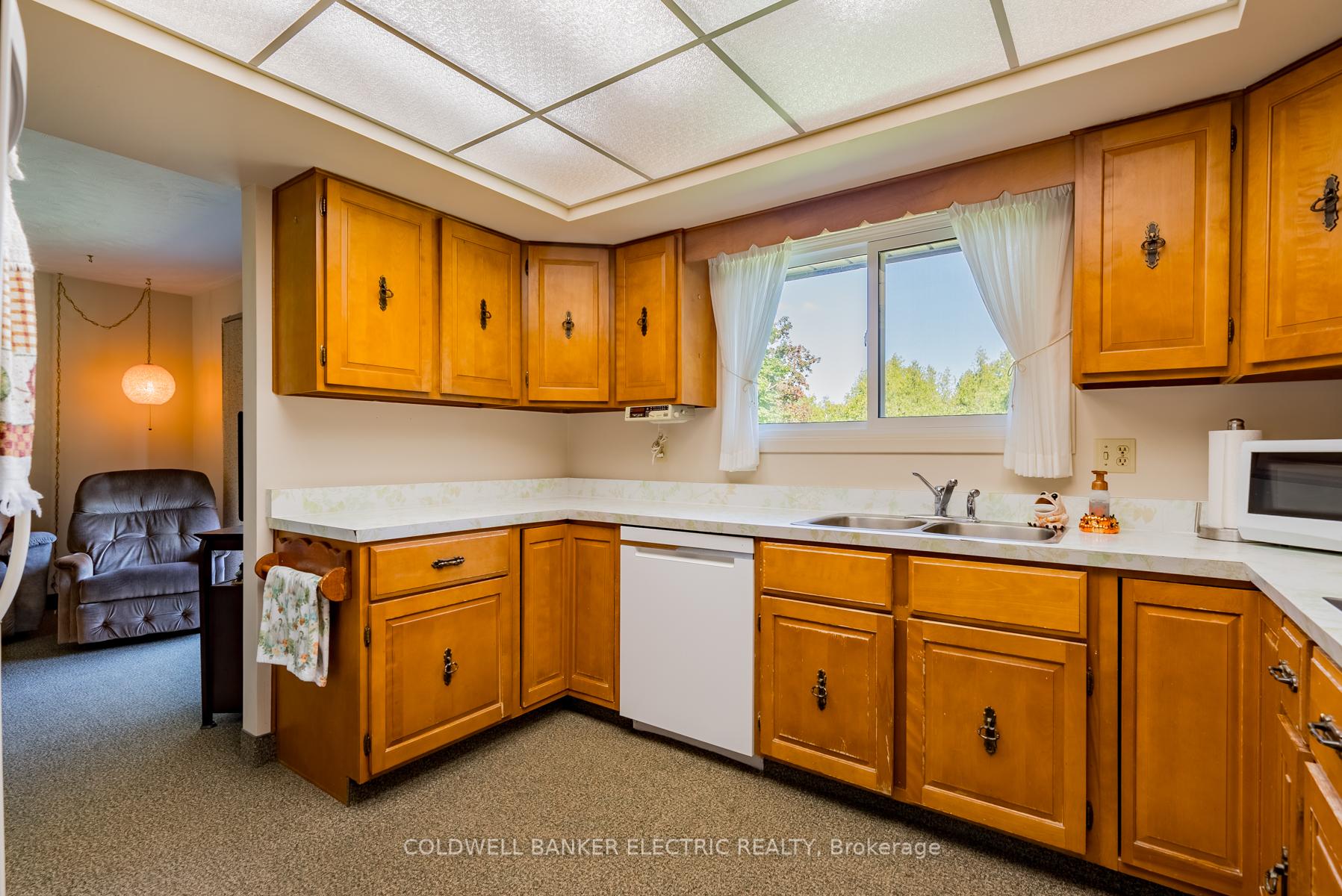 Photo 11 of 2534 Sherbrooke Street W, Cavan Monaghan, Cavan-Monaghan — HOMEH